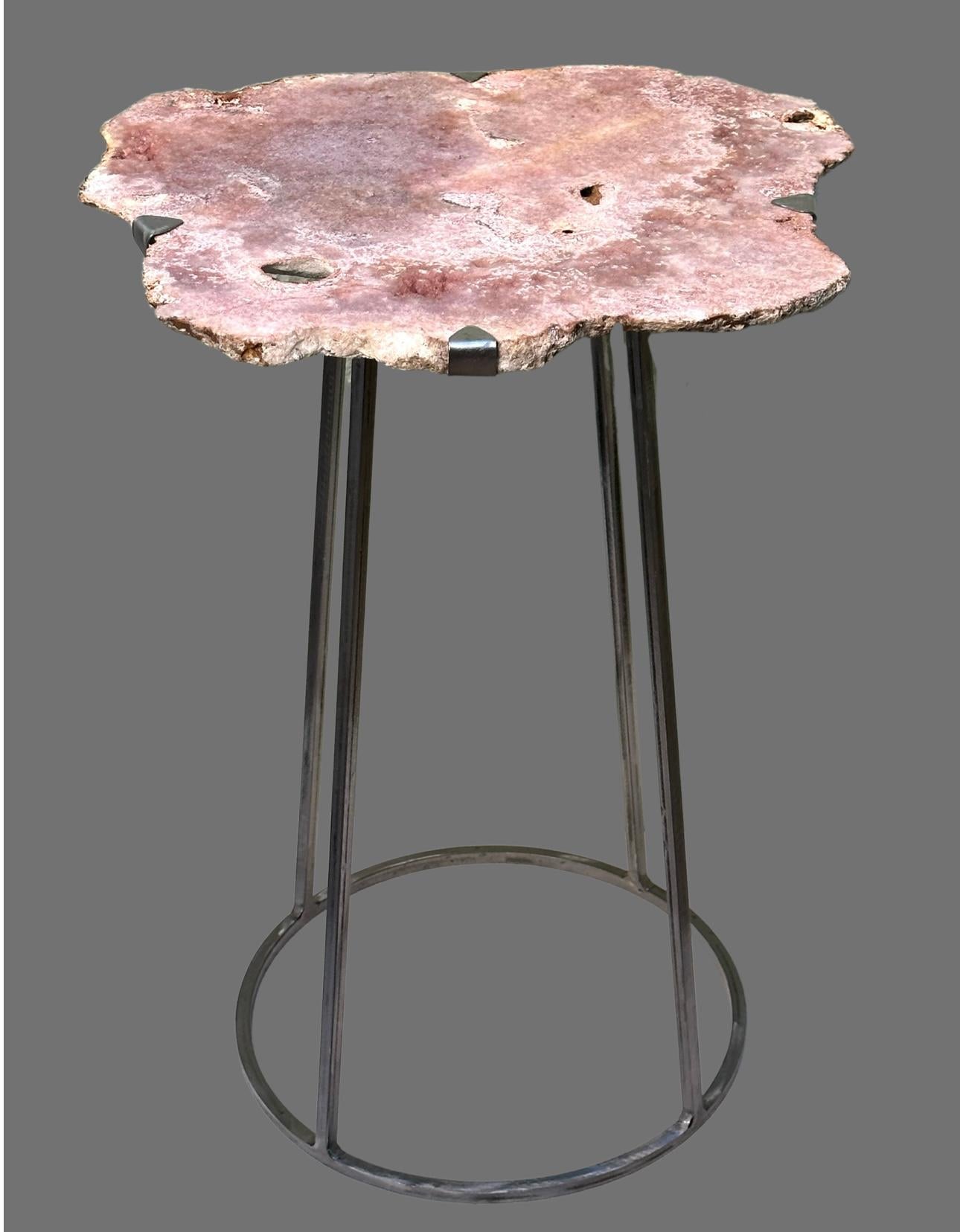 Ring-Tisch mit rosa Amethyst, 2 (Brasilianisch) im Angebot