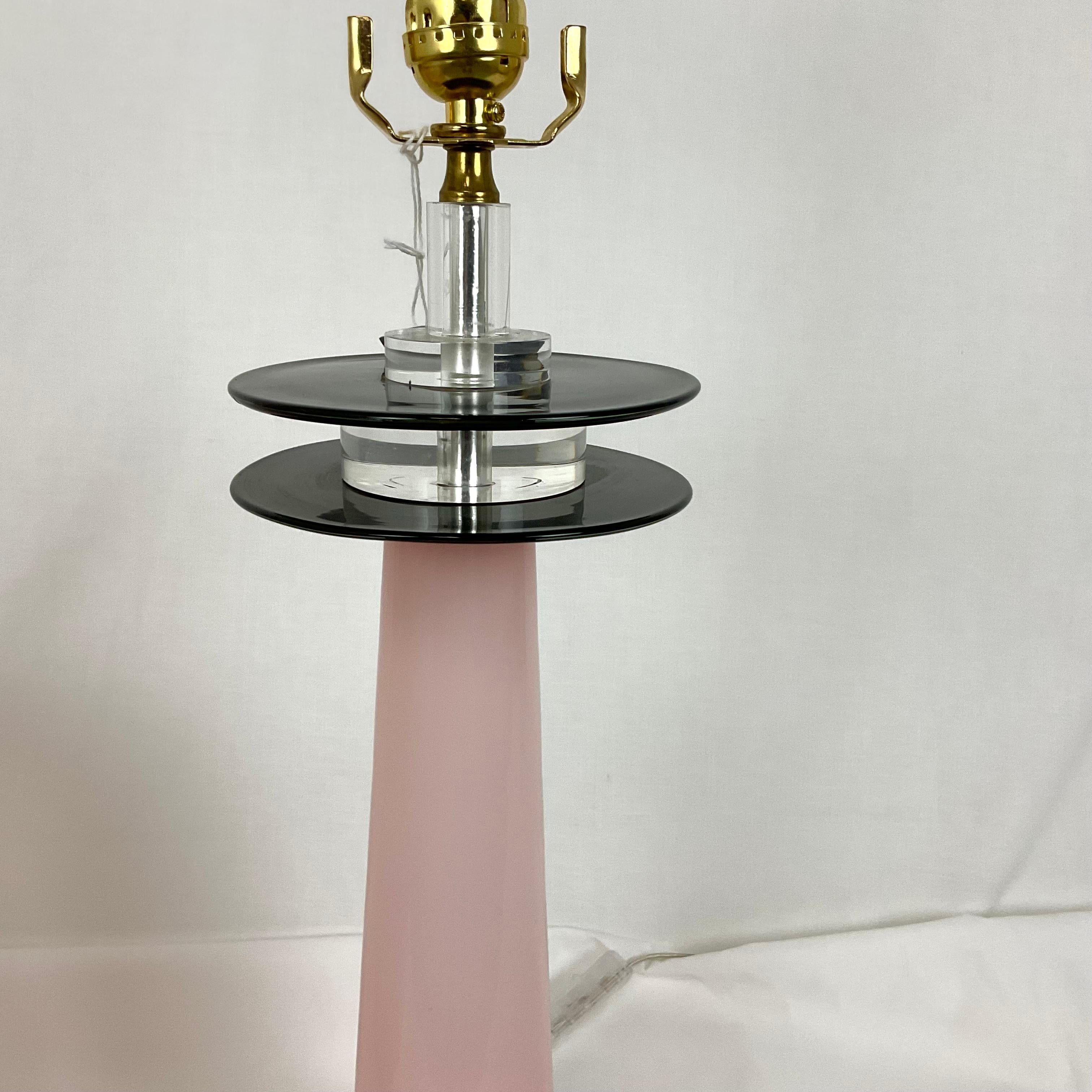 Pink and Black Murano Glass and Lucite Table Lamp with Pink Shade For Sale 5