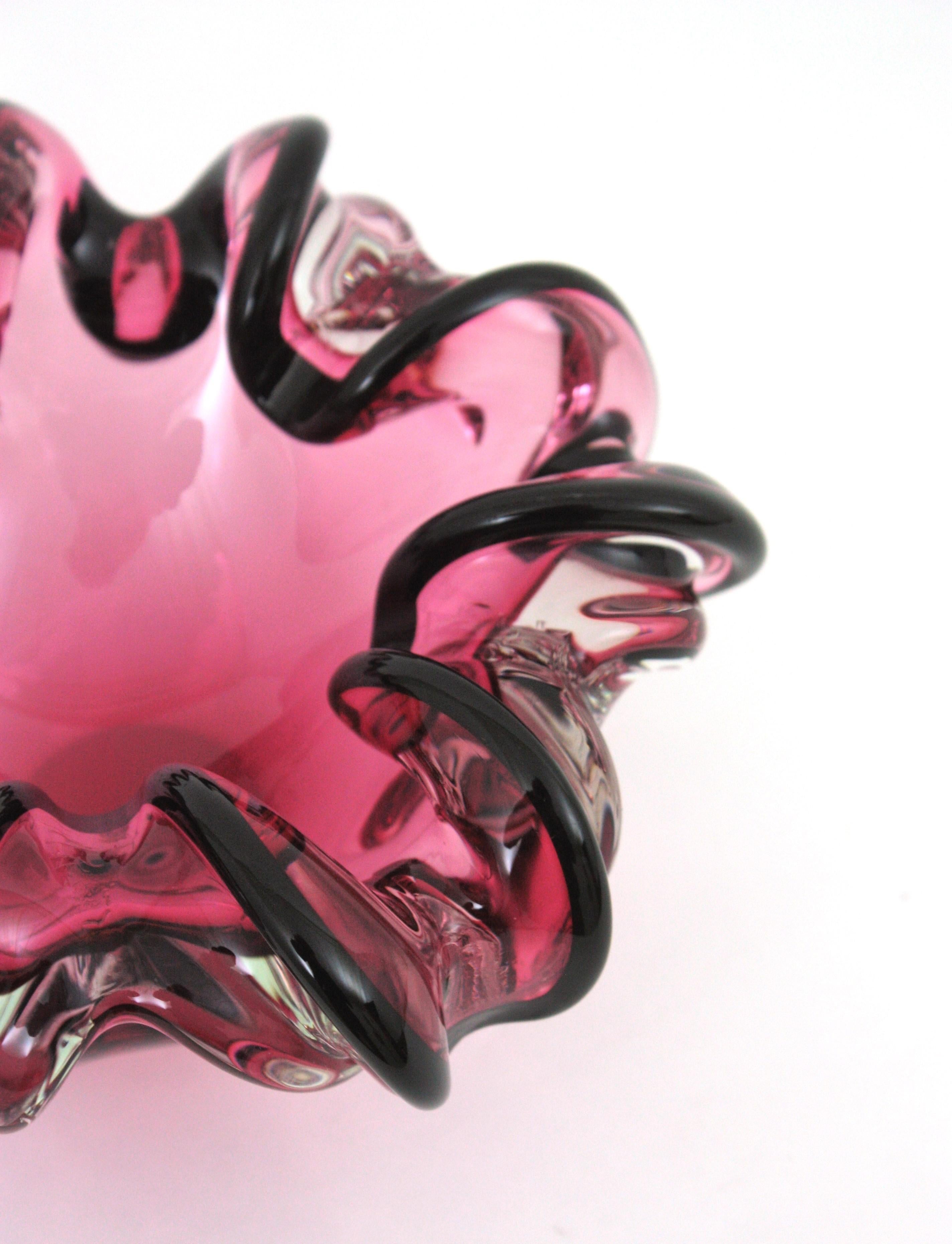 Rosa und schwarze Sommero Murano-Blumenschale aus Kunstglas, 1950er Jahre im Angebot 8