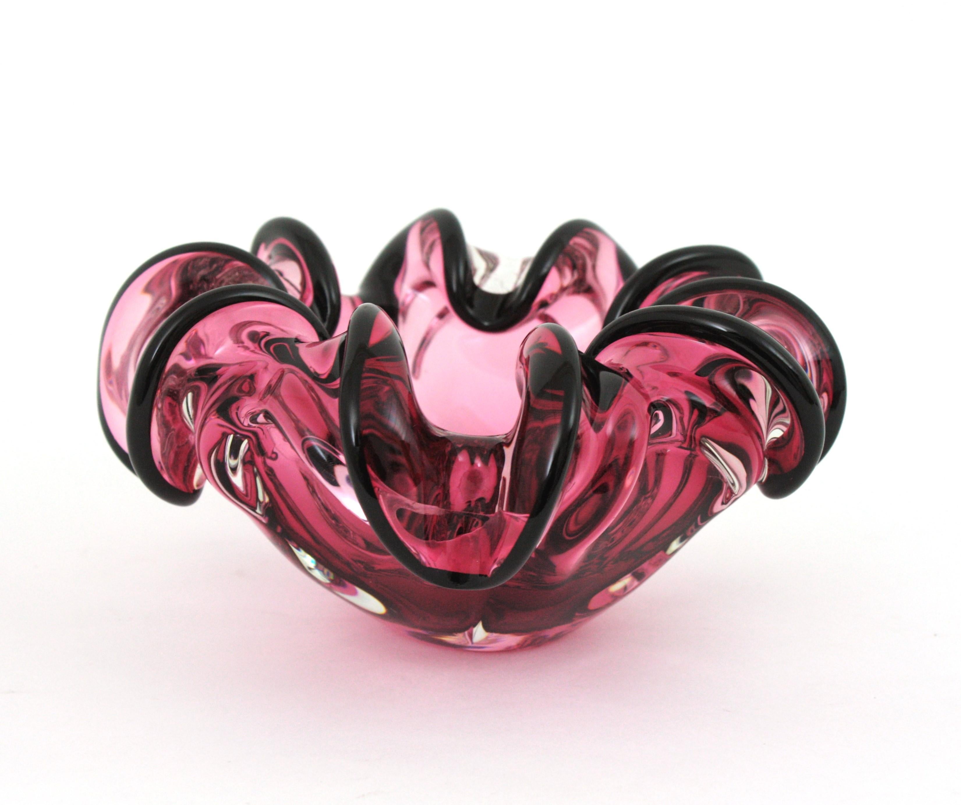Rosa und schwarze Sommero Murano-Blumenschale aus Kunstglas, 1950er Jahre im Angebot 9