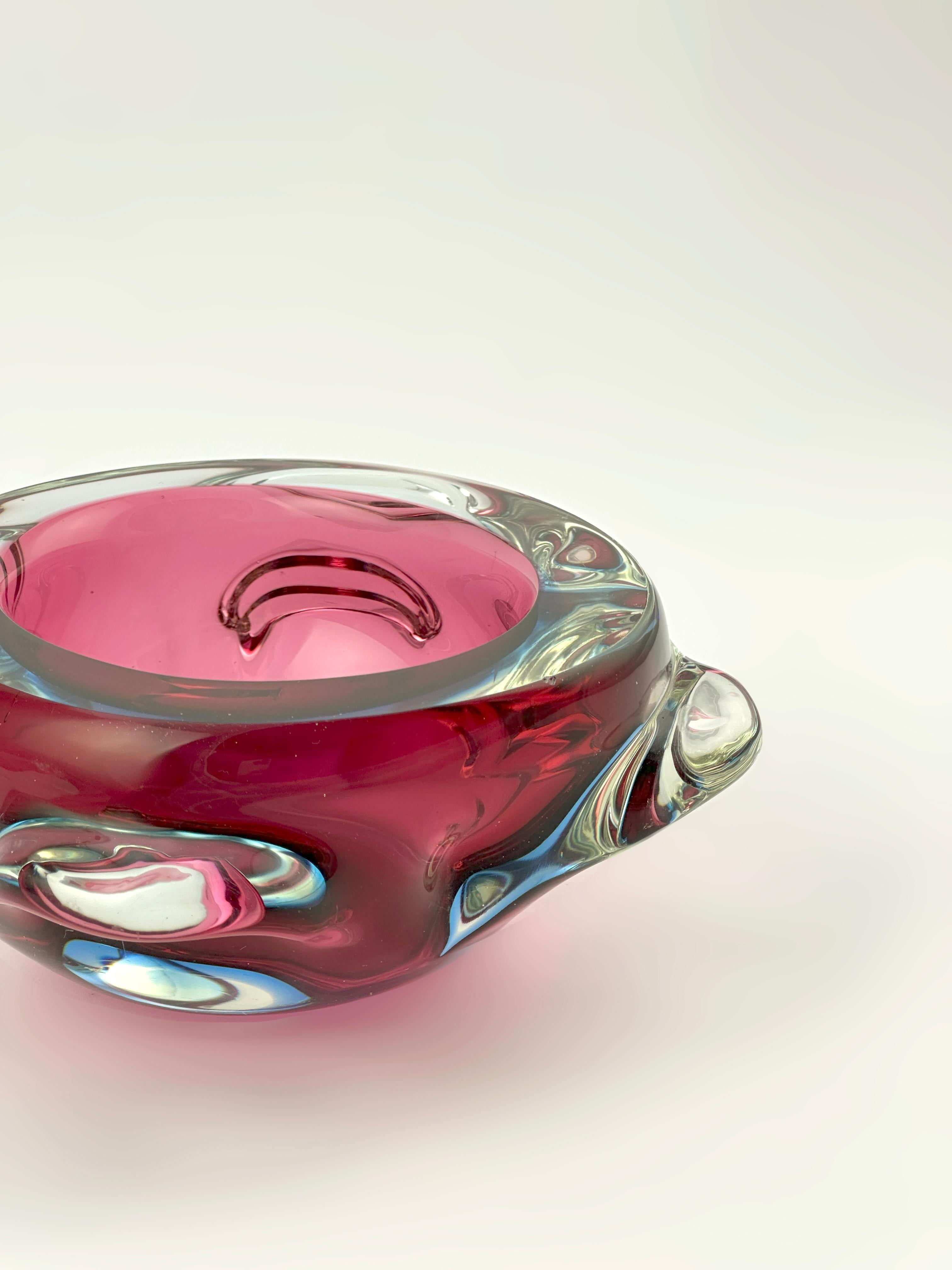 Mid-Century Modern Murano Glass Pink and Blue Sommerso Bowl, Flavio Poli for Seguso, c.1970s Italy For Sale