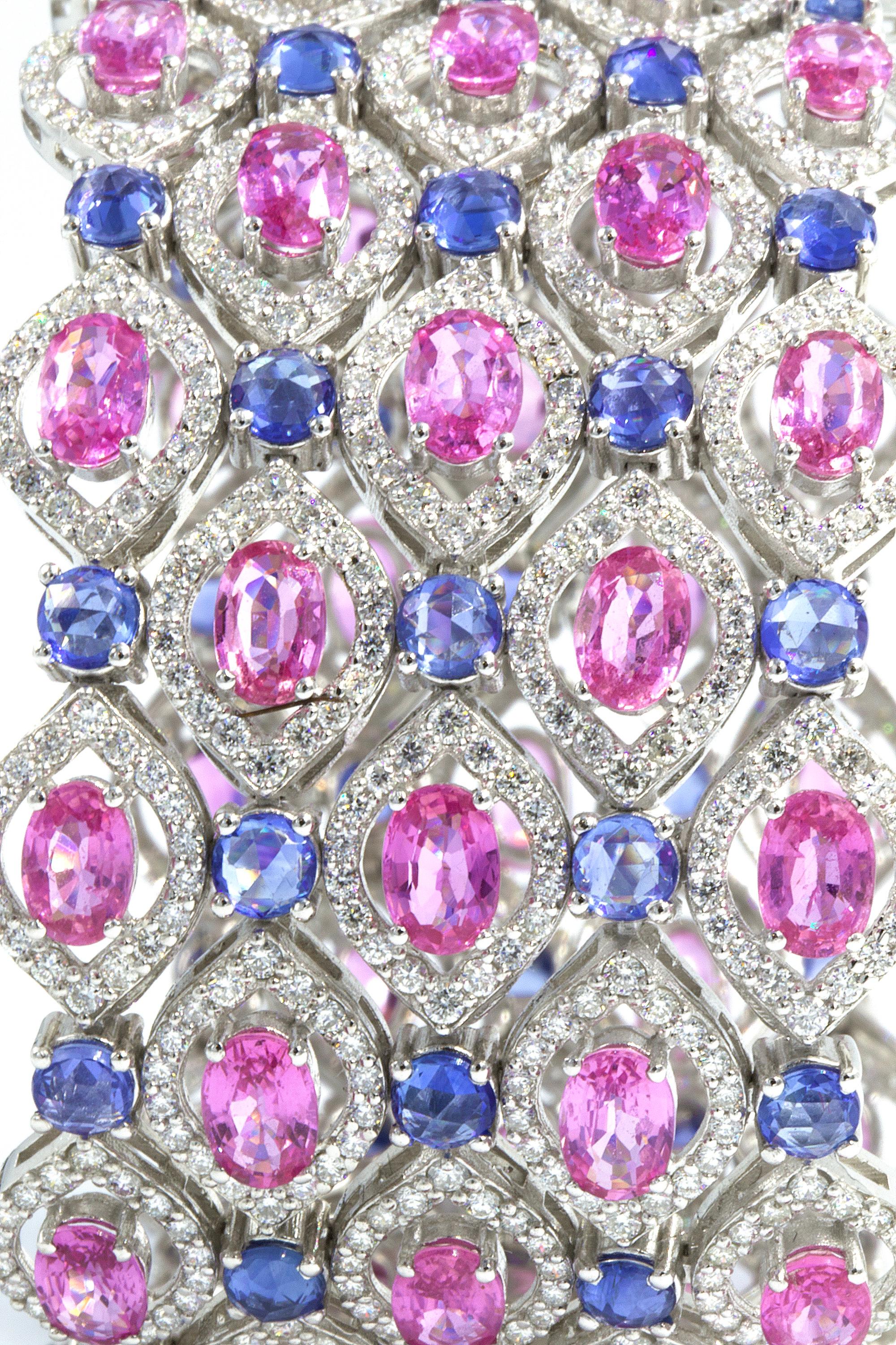 Pink and Blue Sapphires 48 Carat With Diamonds 9.36 Carat Bracelet In Excellent Condition In Carlsbad, CA