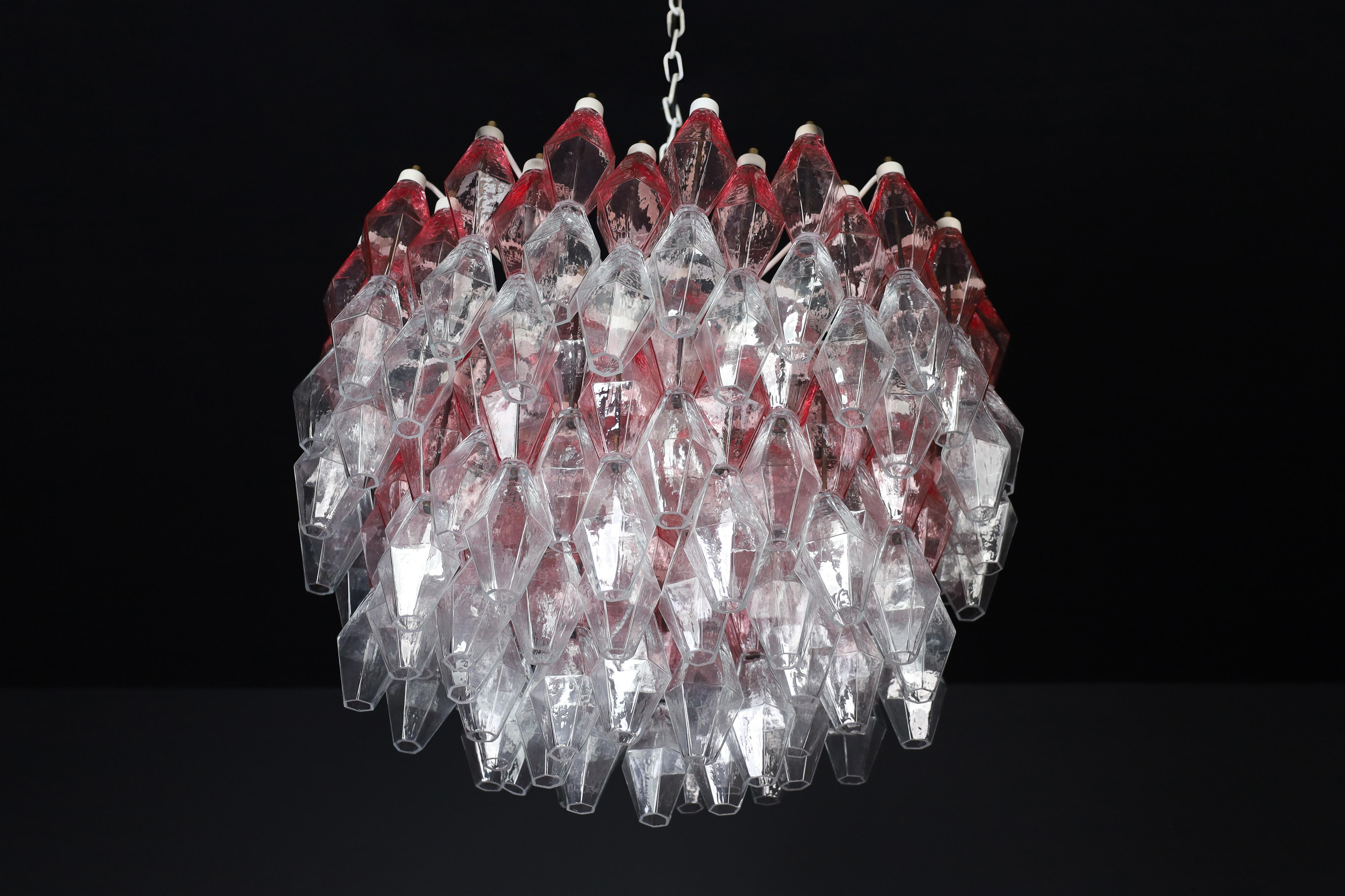 Pink and Clear polyhedral-shaped Murano glass Grand Chandelier By Carlo Scarpa, Italy, 1960s

This chandelier model is called 