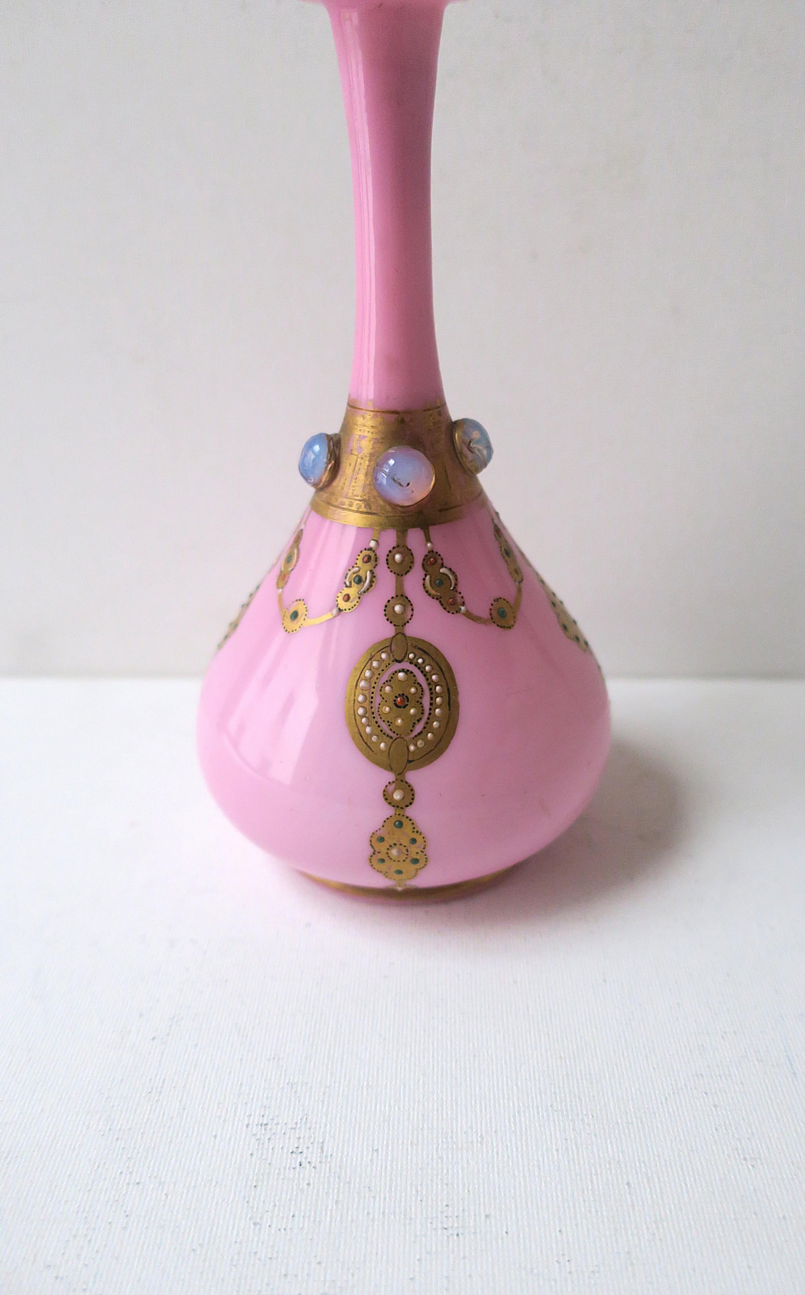 XX secolo Vaso di vetro artistico rosa e oro ingioiellato in vendita