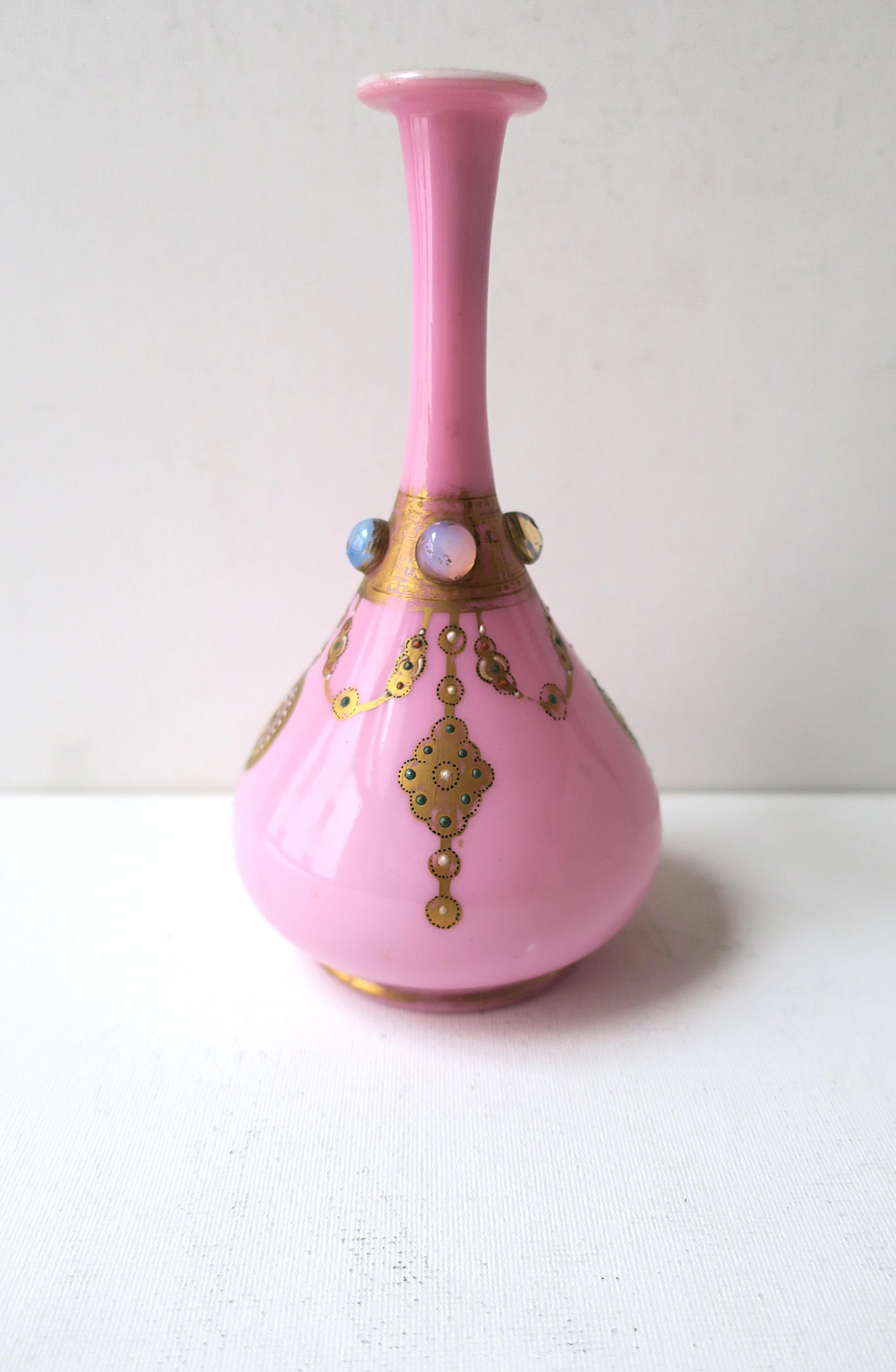 Vetro artistico Vaso di vetro artistico rosa e oro ingioiellato in vendita