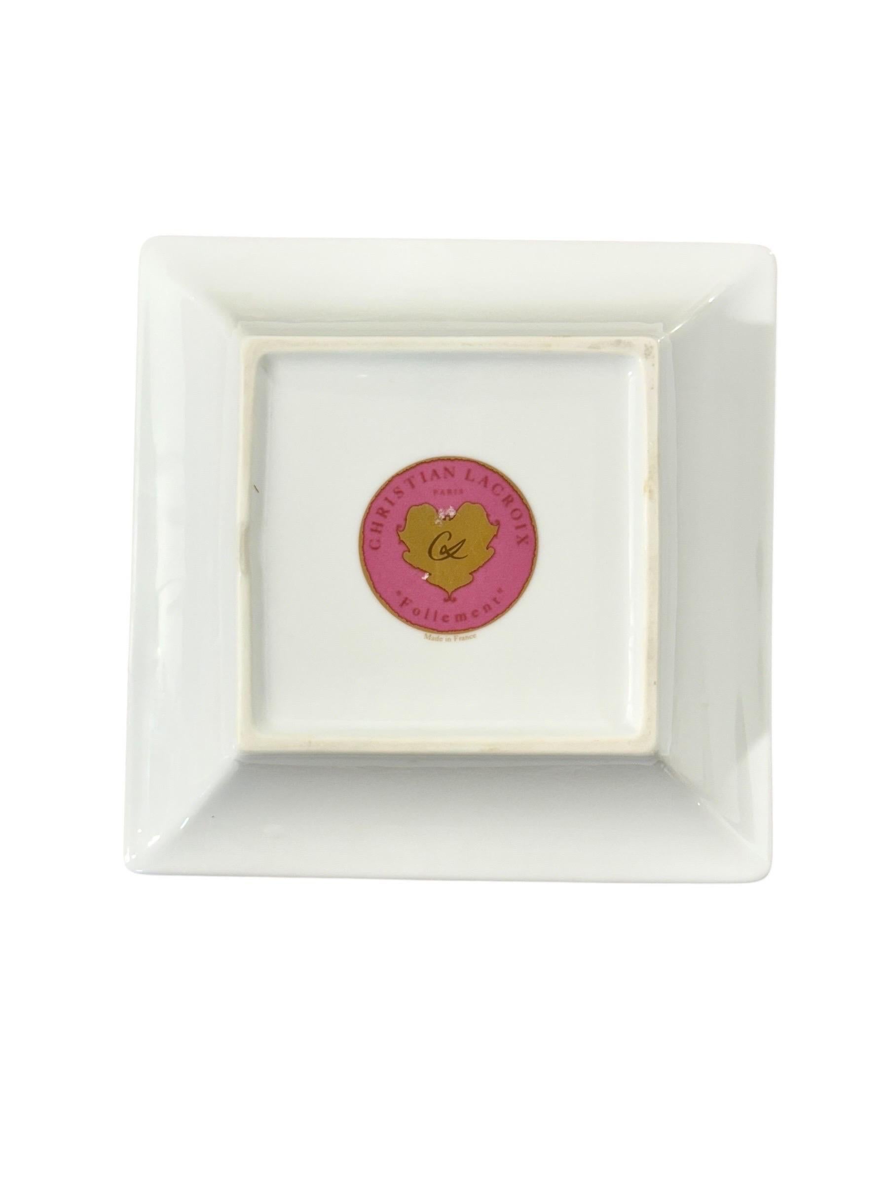 Piatto da portata in porcellana rosa e oro di Christian Lacroix In condizioni buone in vendita a LA CIOTAT, FR