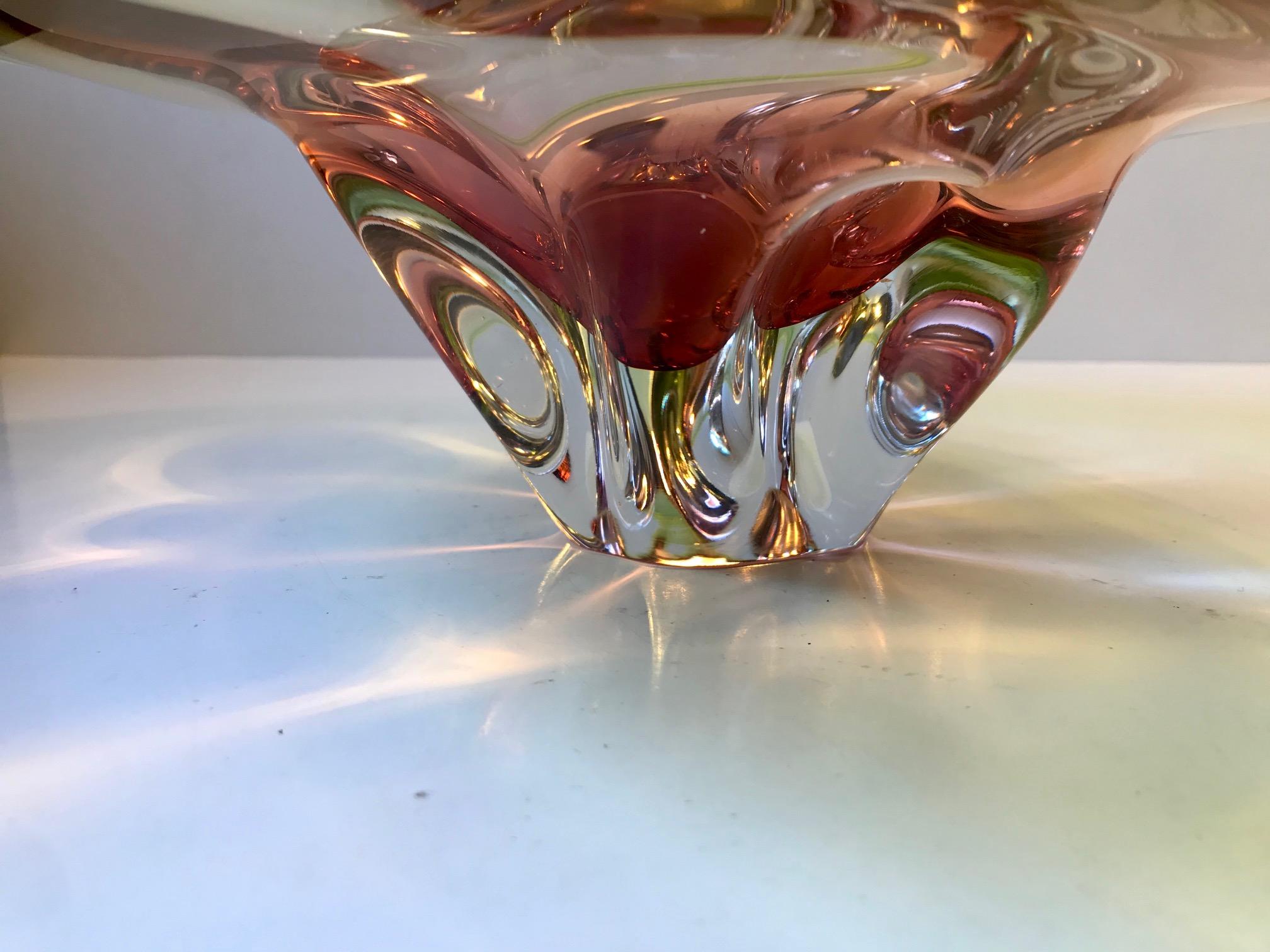 Italian Pink and Green Murano Centerpiece Bowl by Archimede Seguso, 1950s For Sale