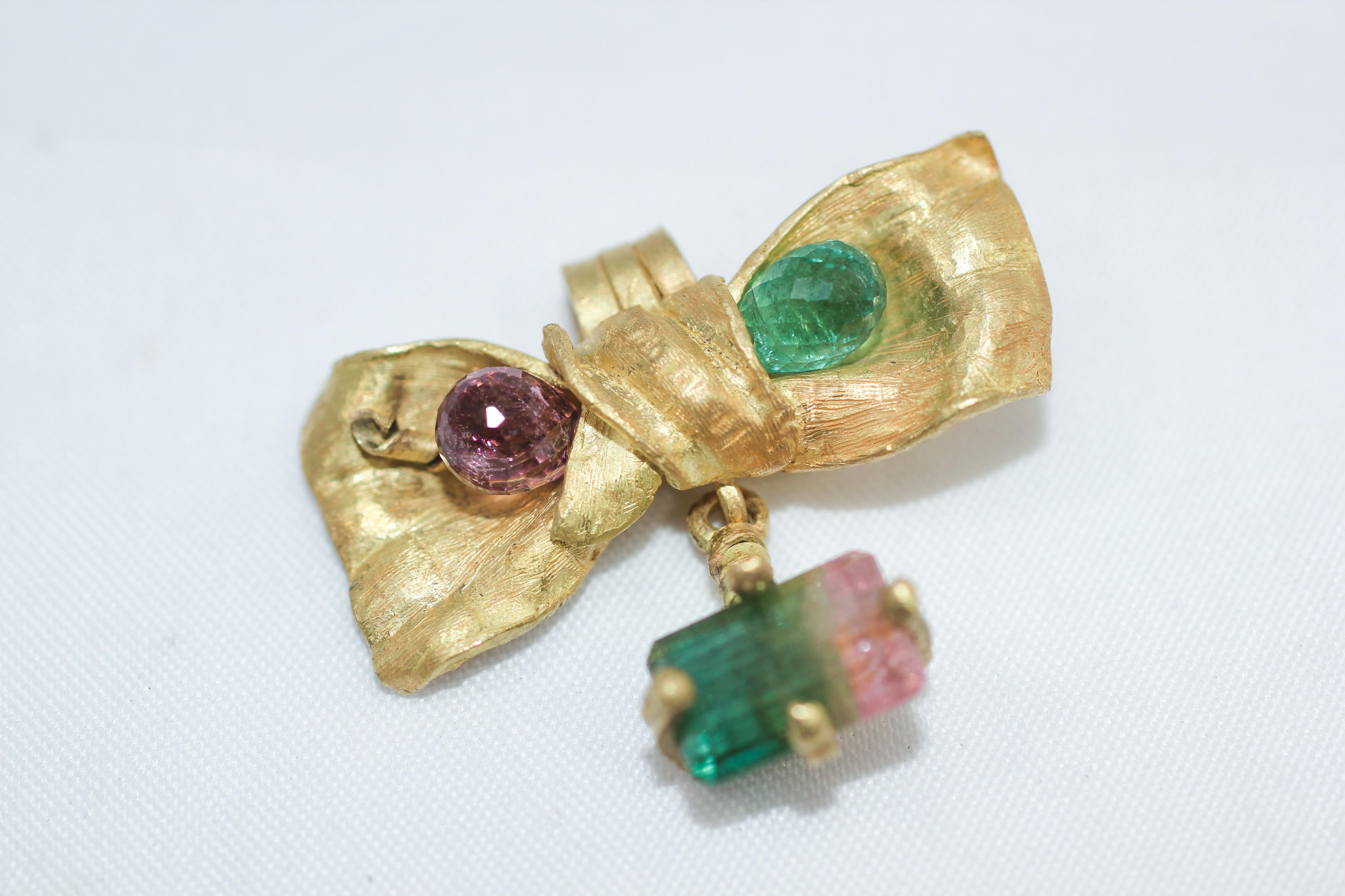 Pink and Green Tourmaline 18K Gold Bow Drop Pendant Necklace Organic Designer In New Condition For Sale In New York, NY