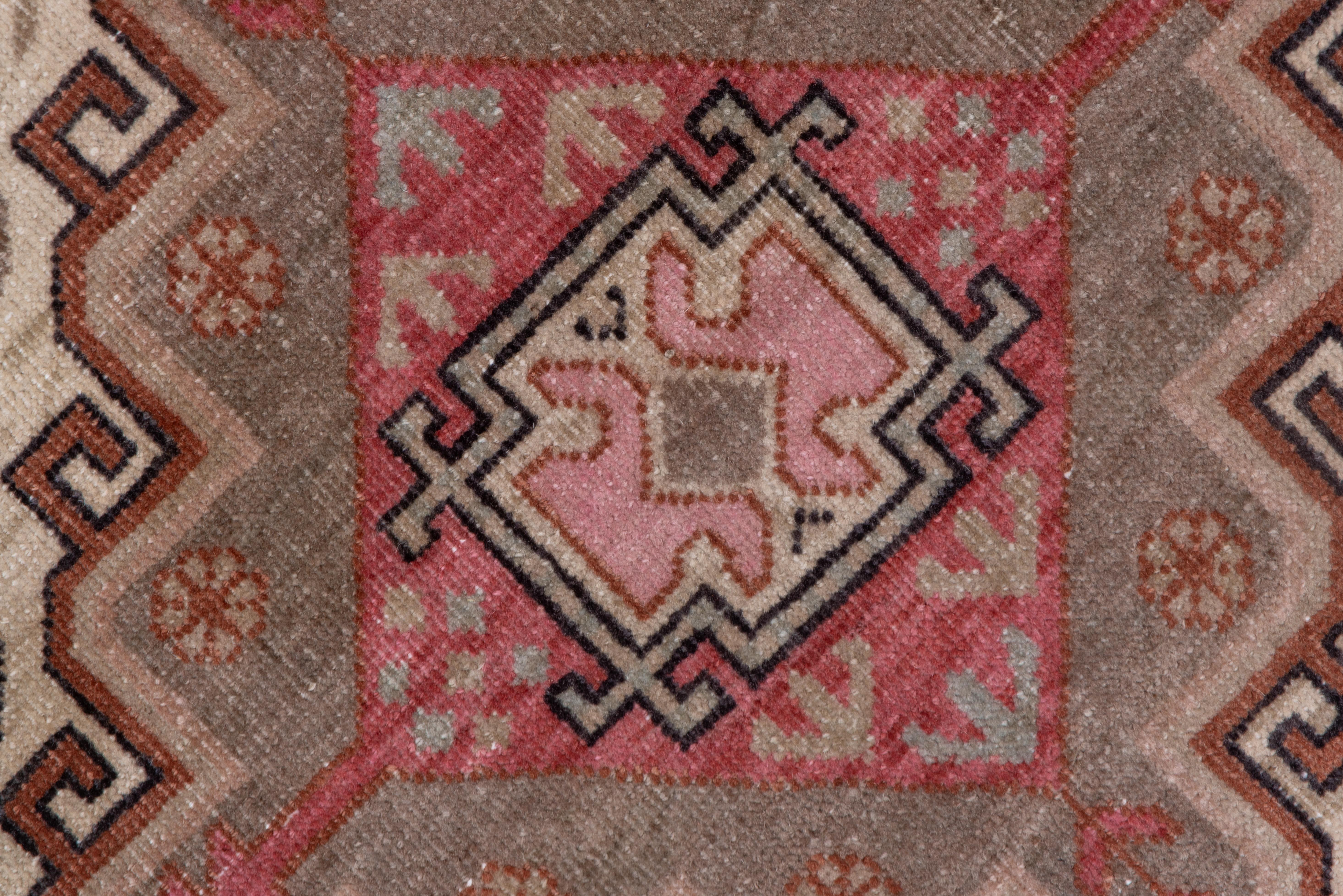 Pink and Ivory Khotan Rug, Light Blue Accents, Geometric In Good Condition For Sale In New York, NY