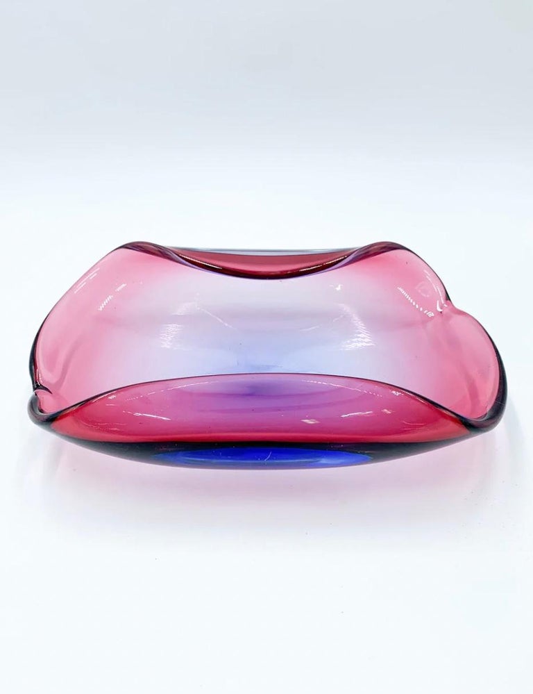 Pink and Purple Murano Glass Centerpiece 1960s In Good Condition For Sale In Milano, MI