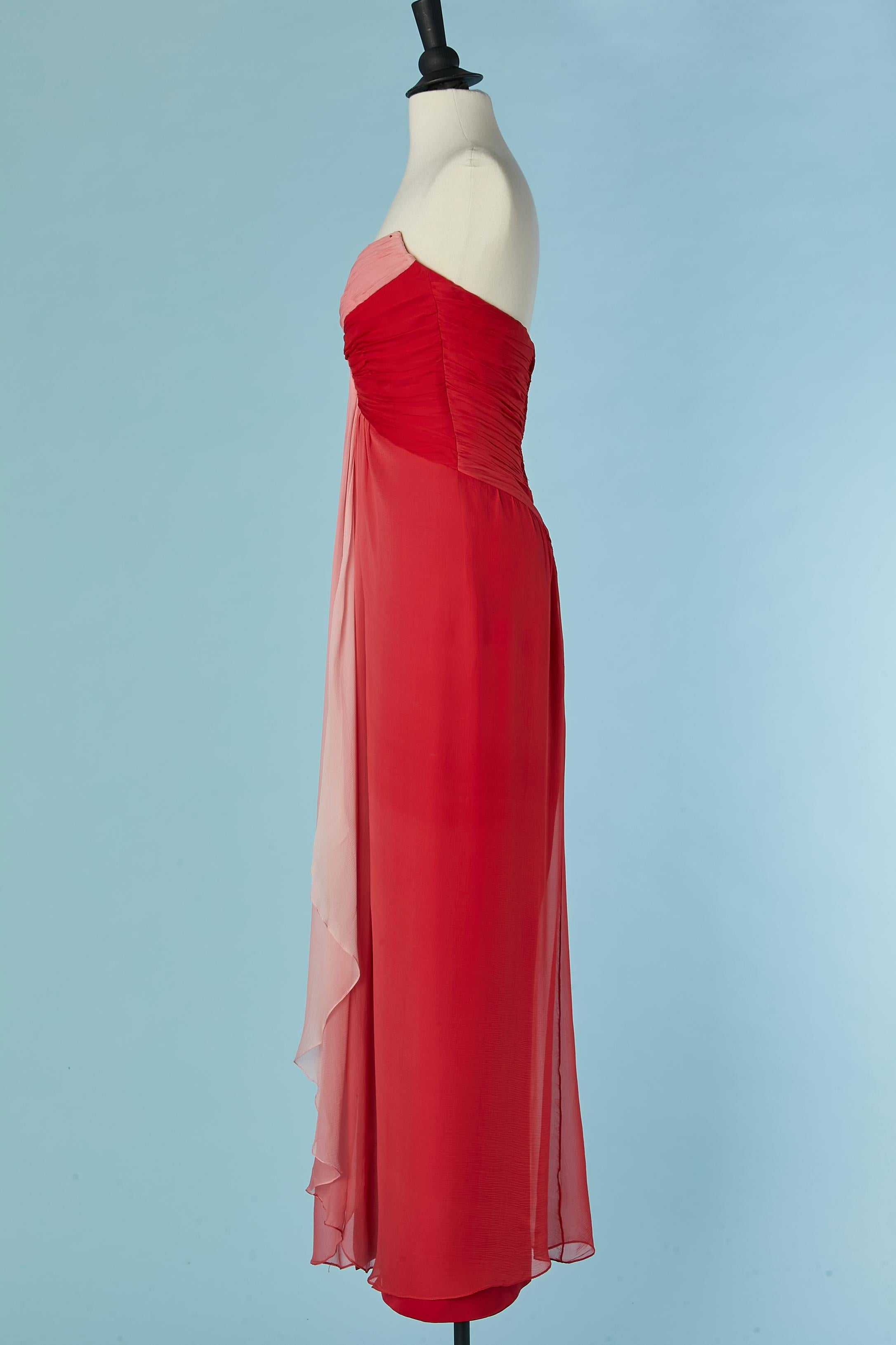 De las mujeres Vestido de noche bustier de gasa de seda rosa y roja con drapeado Bob Mackie para Saks en venta