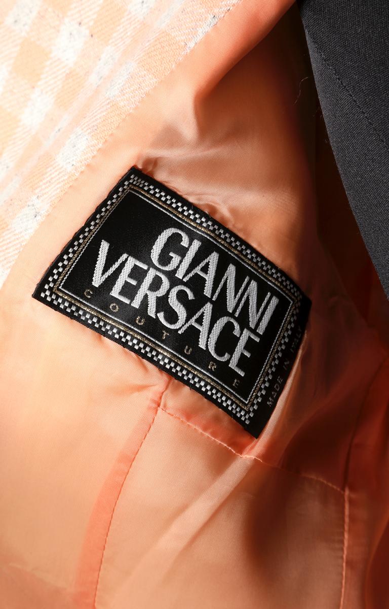 Rosa und weiß karierter Wollanzug Gianni Versace couture Damen im Angebot