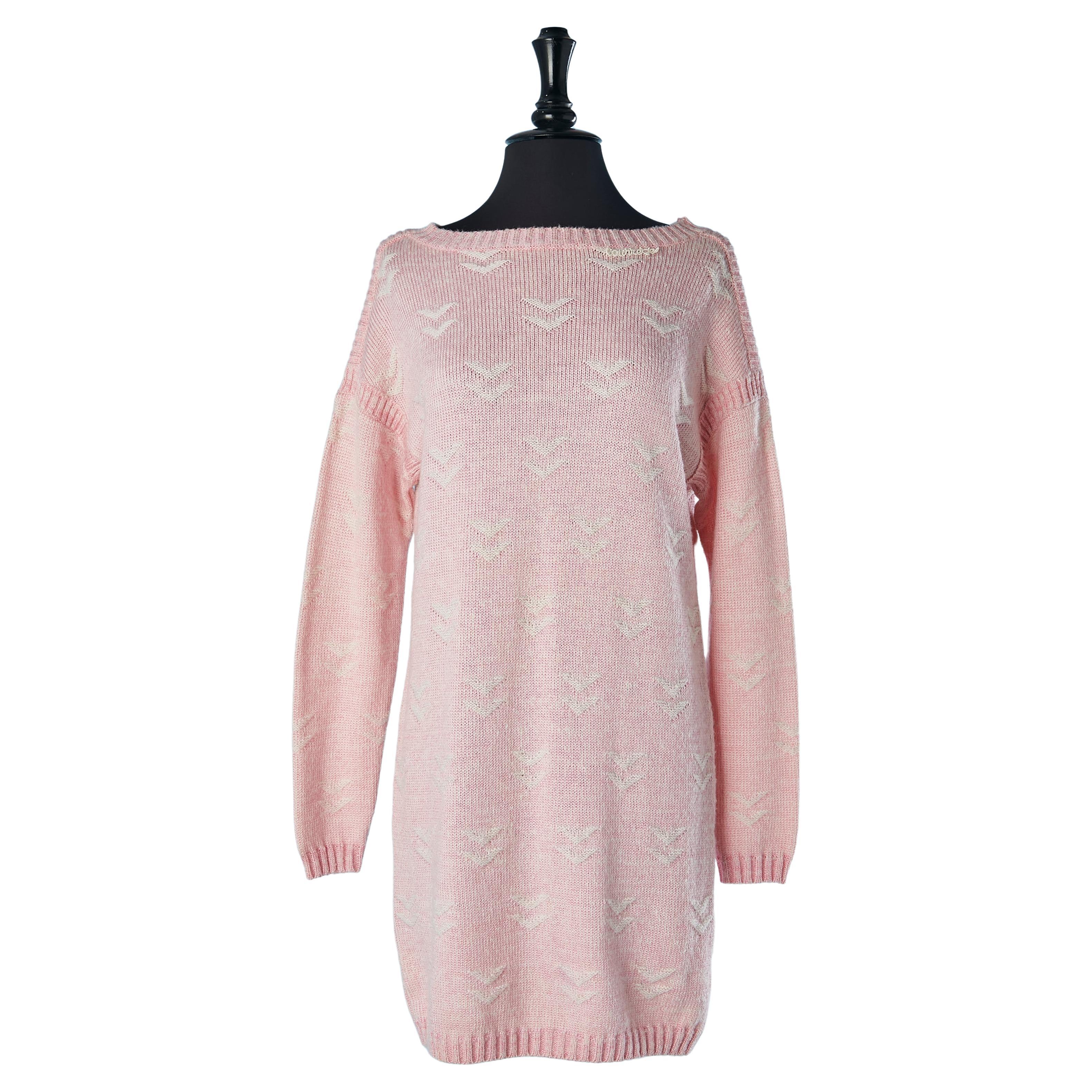 Pink and white jacquard knit dress with bird pattern Courrèges For Sale
