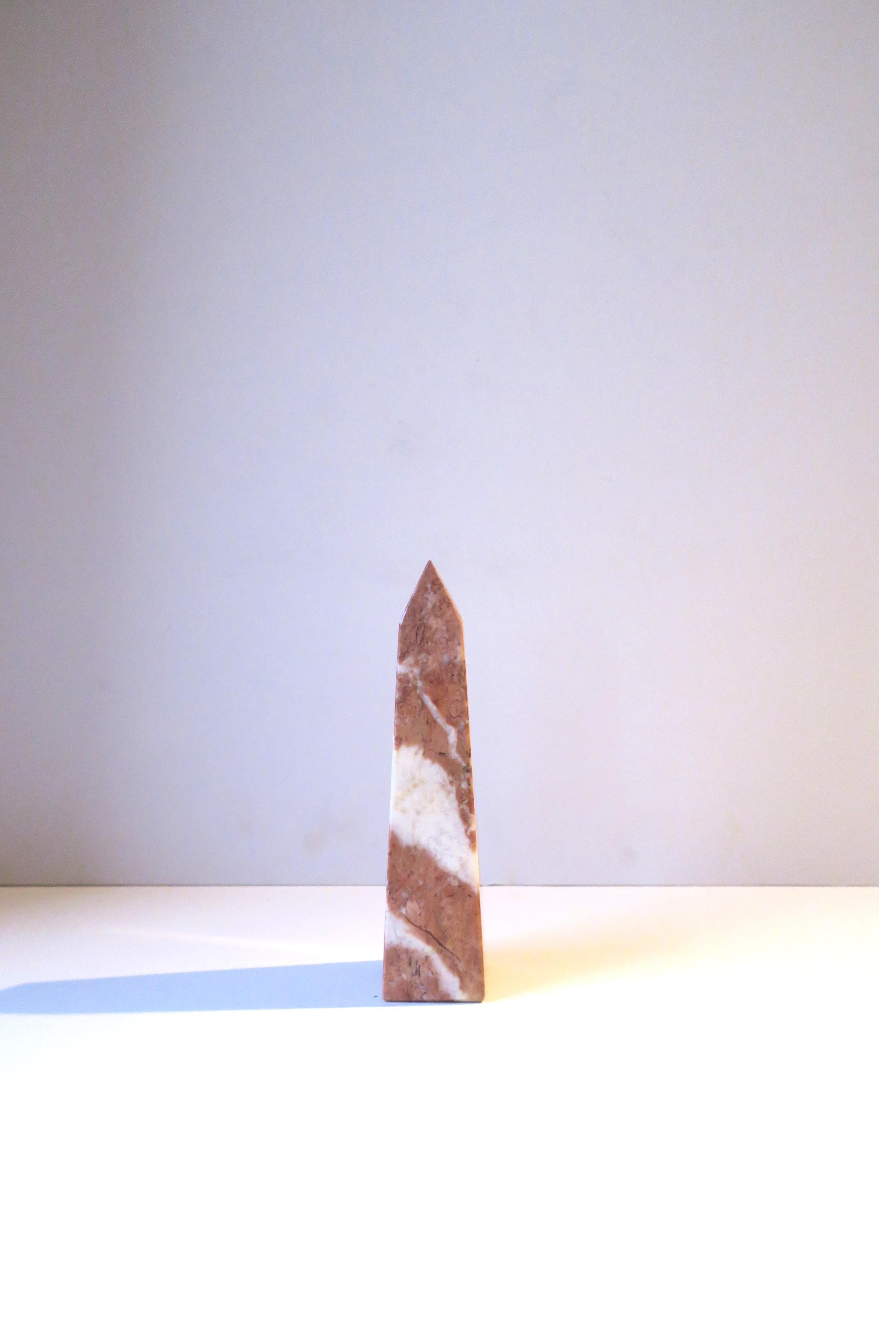 Italian Pink and White Marble Obelisk For Sale 4