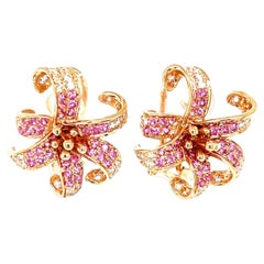 Boucles d'oreilles à pince en or rose 18k "Rubrum Lily" rose et saphir blanc