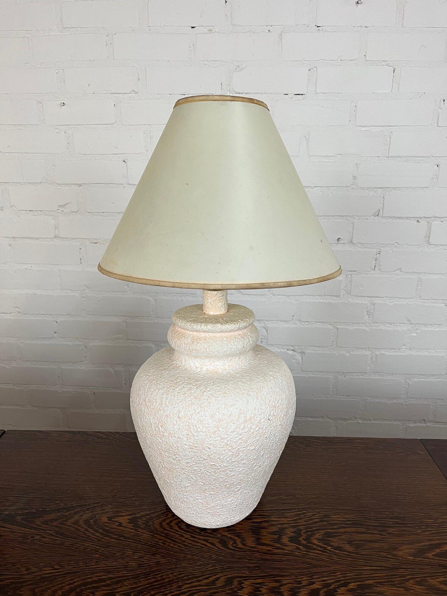 Ceramic Pink and White Vintage Table Lamps 'No Shade' For Sale