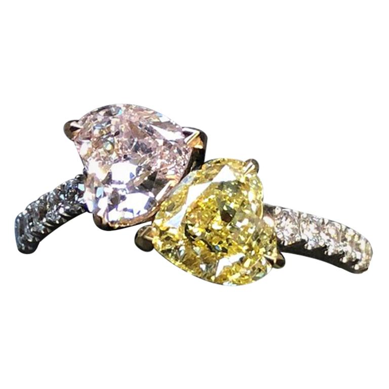 GIA Certified Pink and Yellow Heart Shape Diamond "Toi et Moi" Ring For Sale