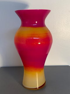 Rosa-gelbe Murano-Kunstglasvase mit Farbverlaufsdekor
