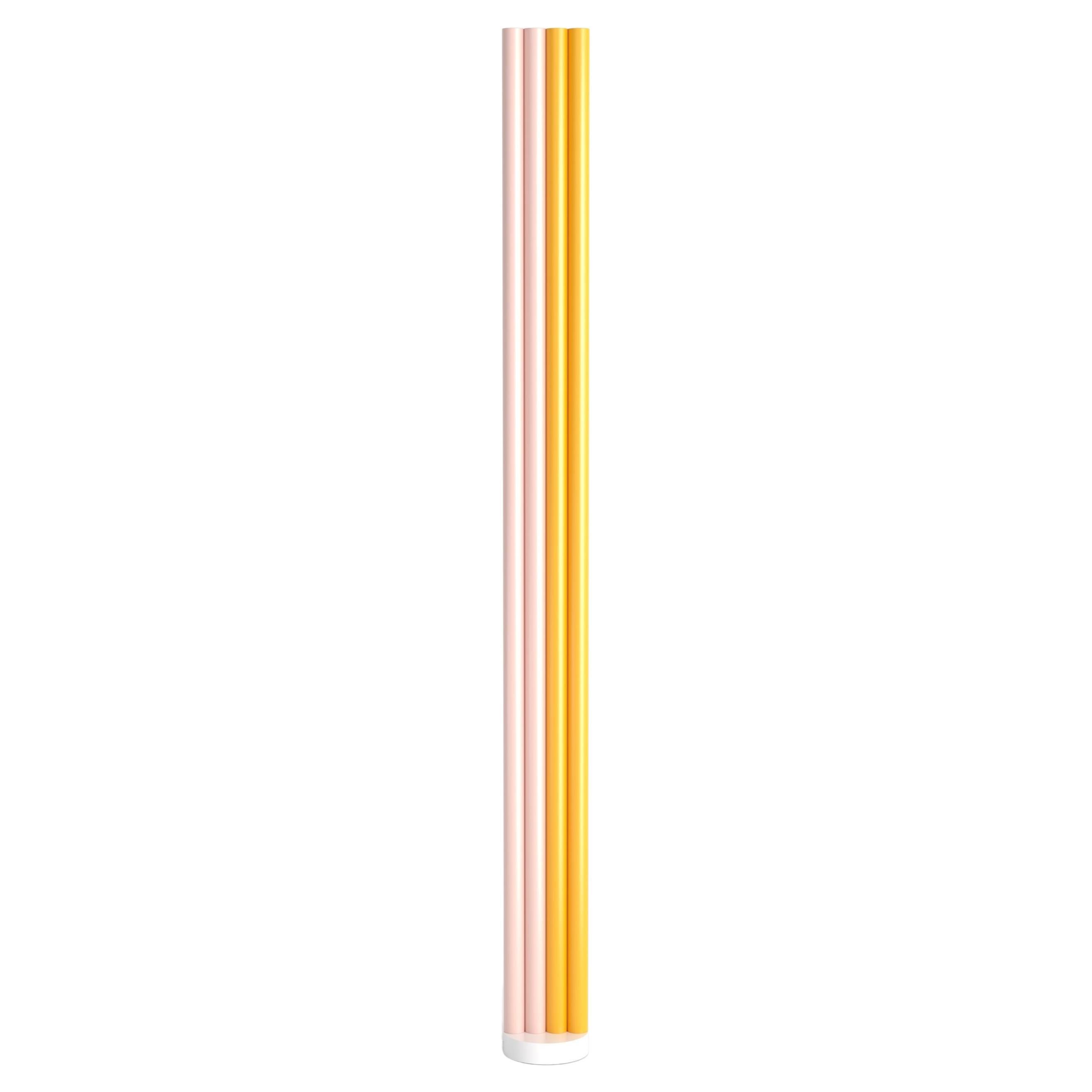 Lampadaire rose et jaune Parallel Tubes by Atelier Areti