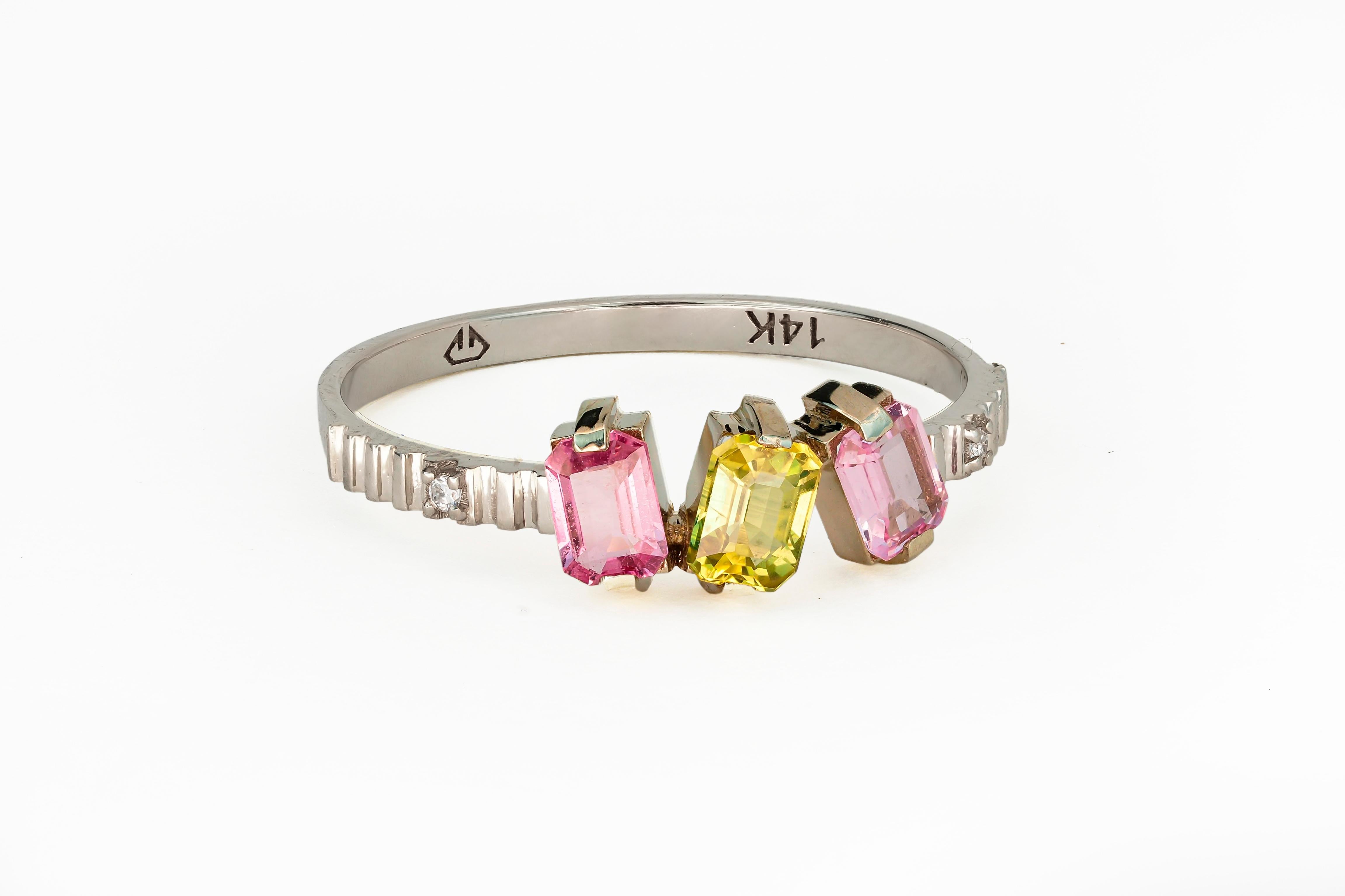 For Sale:  Pink and Yellow Sapphire Gold Ring 3
