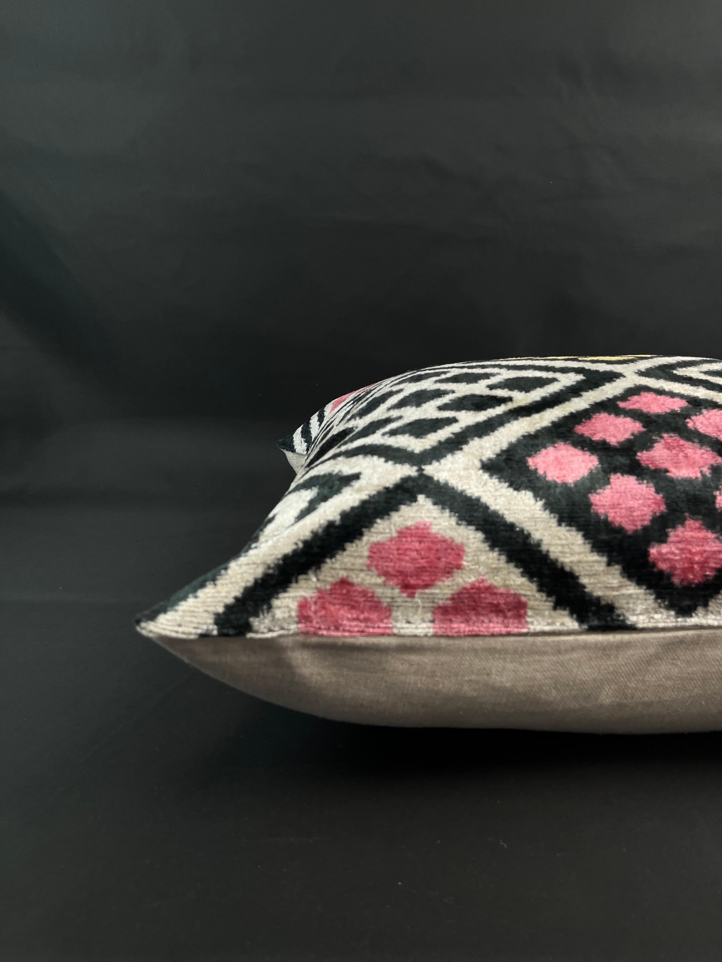 Turkish Pink and Yellow Velvet Silk Ikat Pillow Cover For Sale