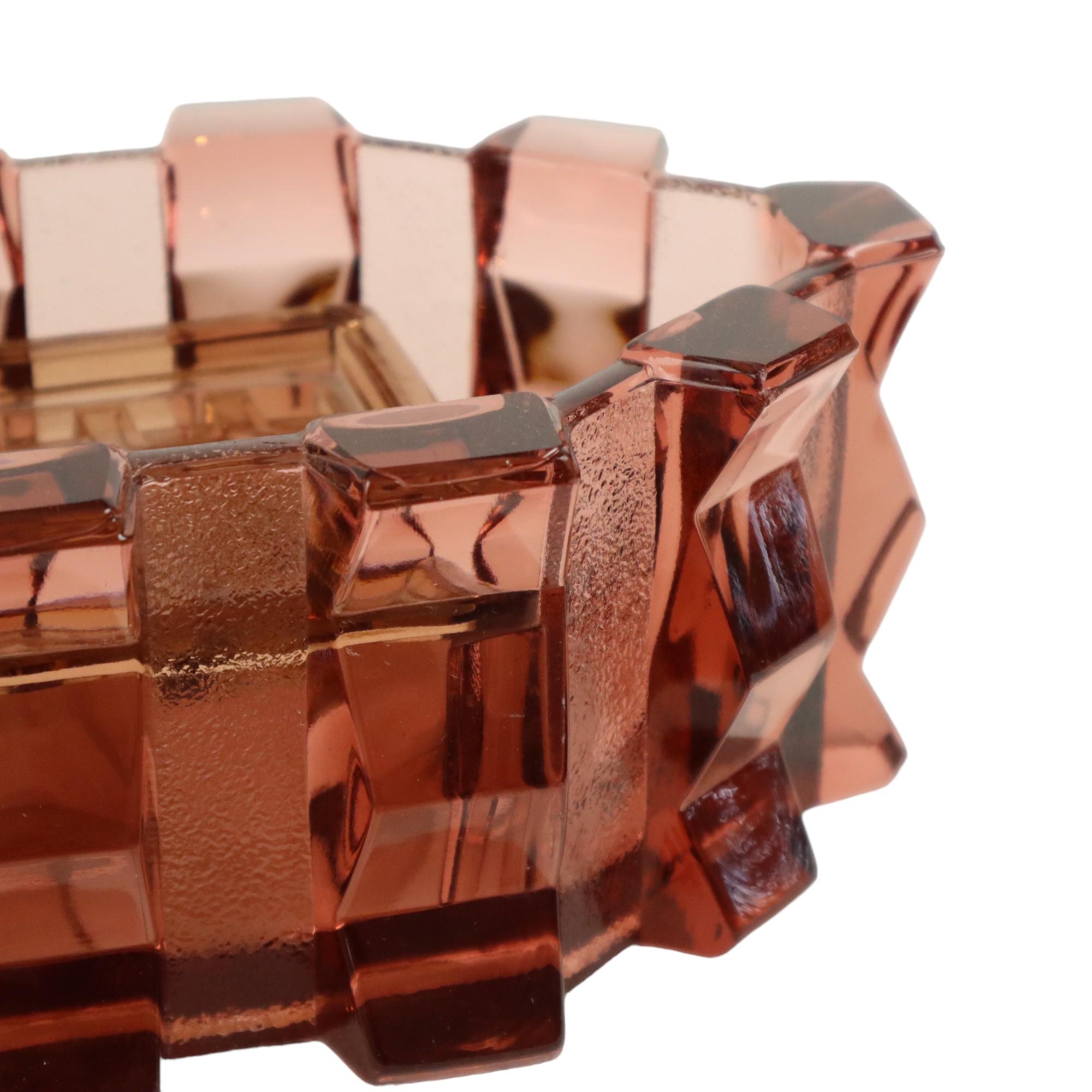 Rosa Art Deco Jardinière Kristallvase Pique Fleurs Cubist im Zustand „Relativ gut“ in Poperinge, BE