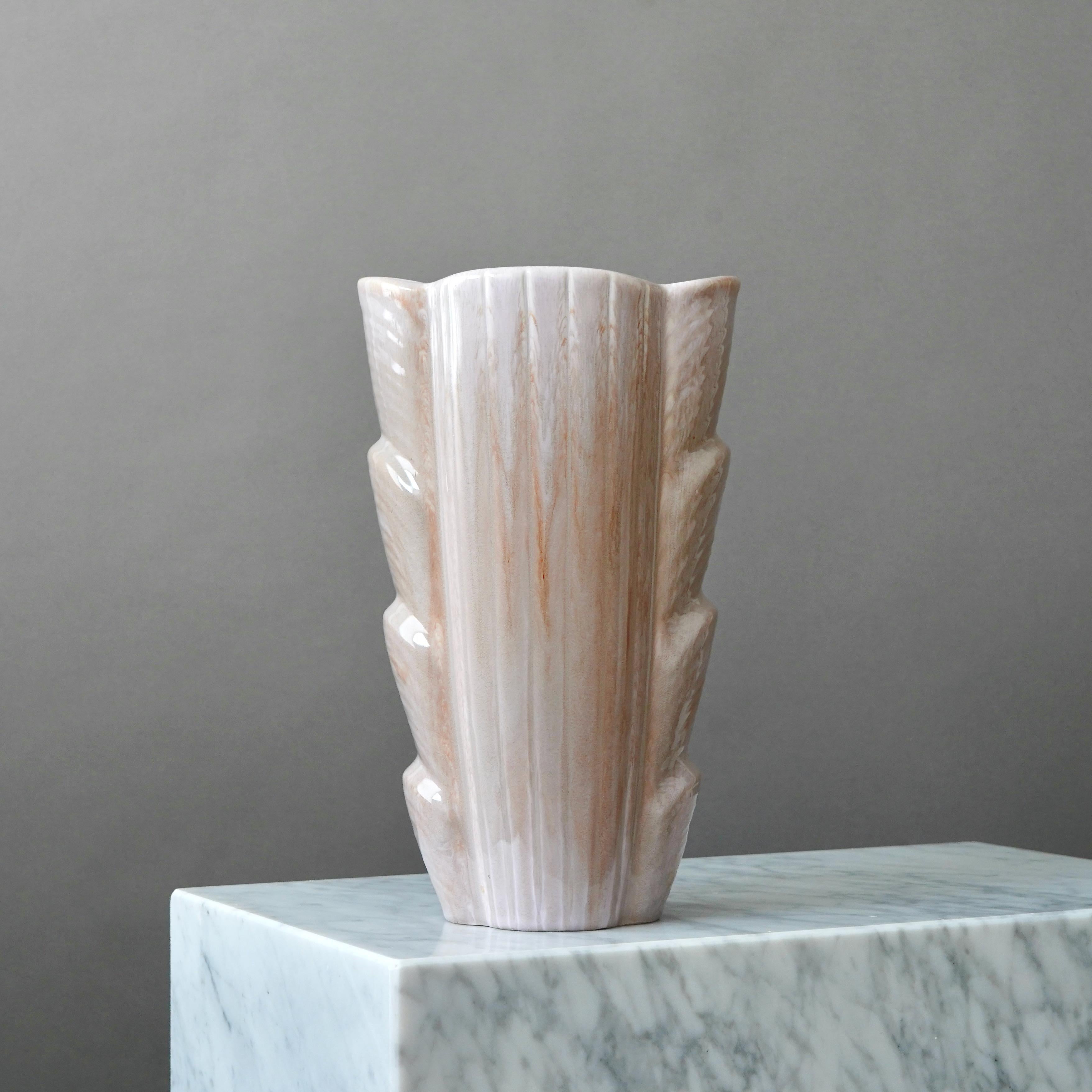 Vase en grès rose Art Déco de Gunnar Nylund. Rorstrand, Suède, années 1930. en vente 1