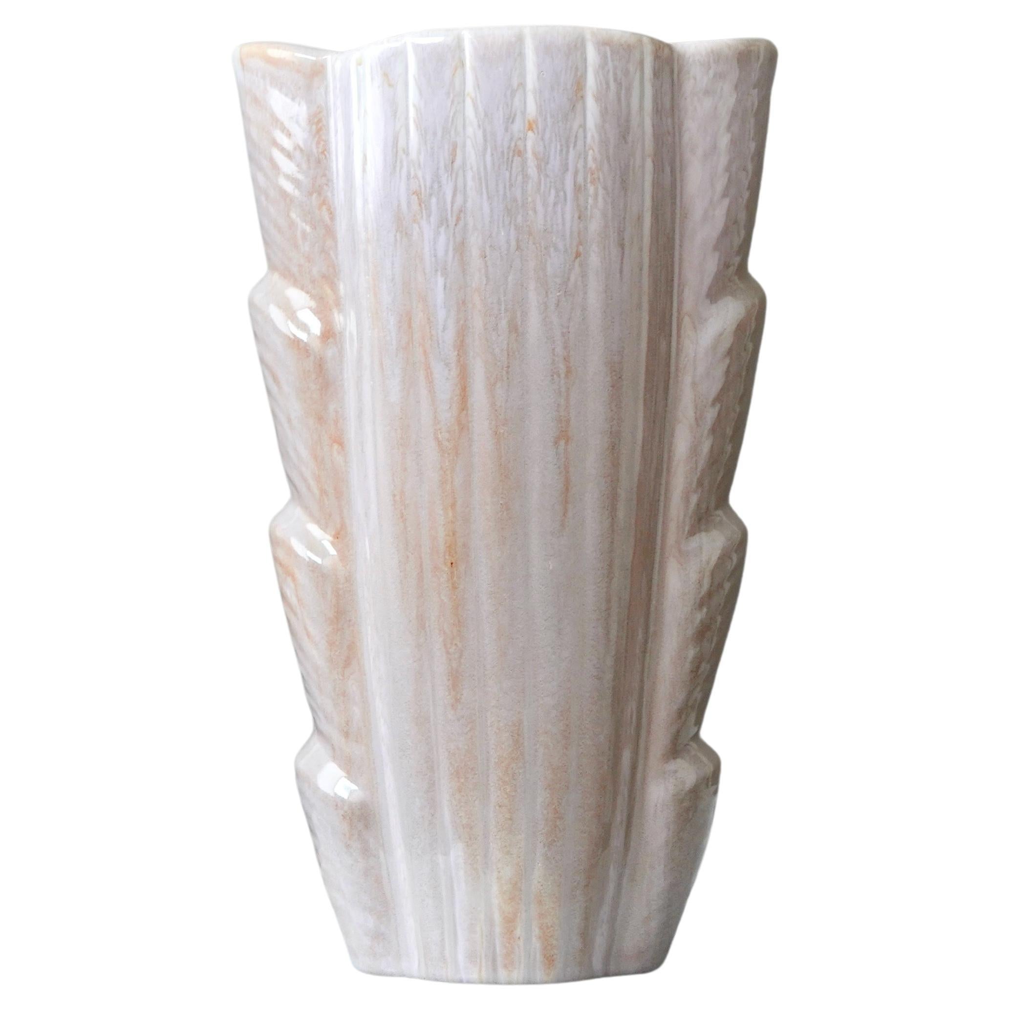 Rosa Vase aus Steingut im Art déco-Stil von Gunnar Nylund. Rorstrand, Schweden, 1930er-Jahre.