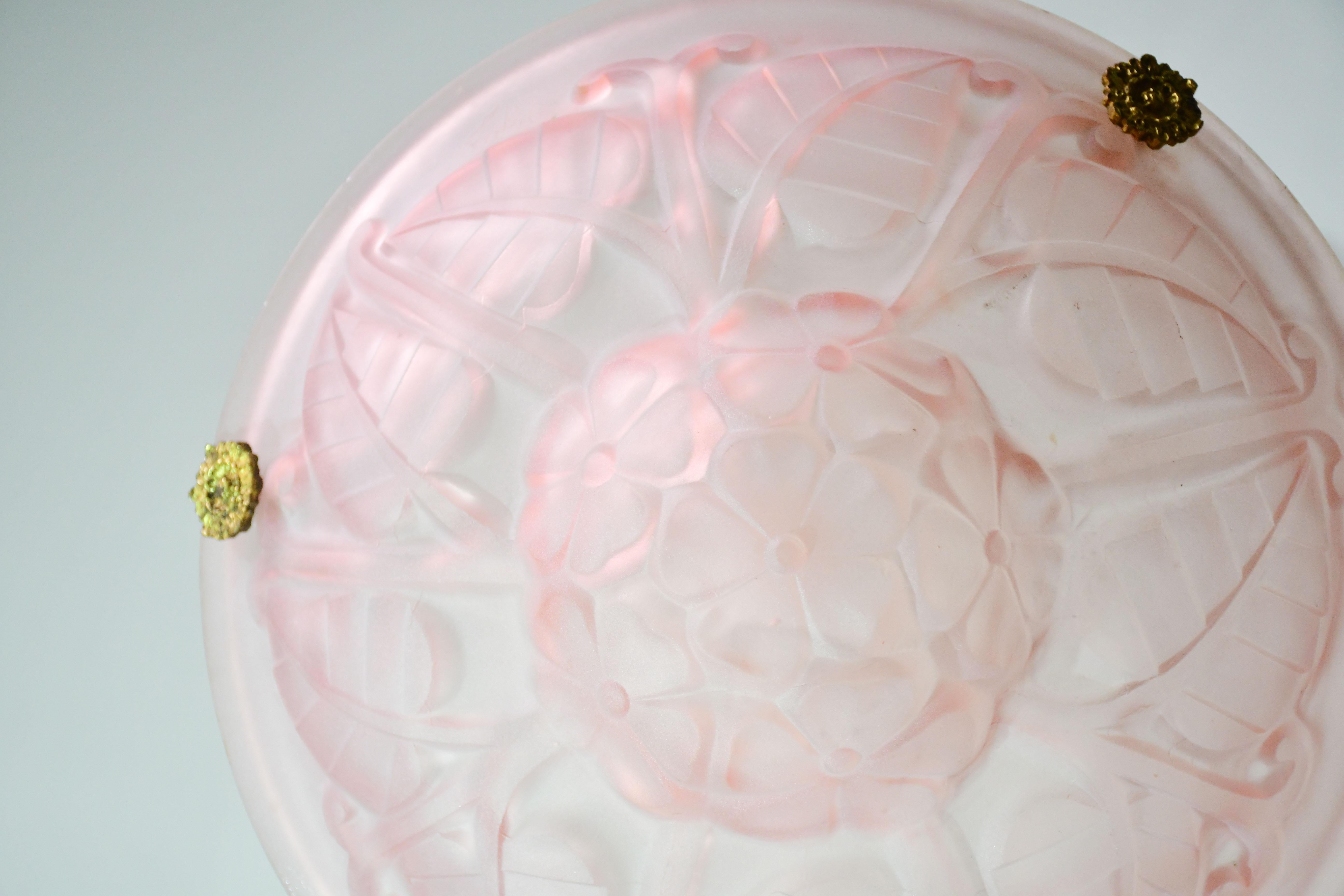 Ciondolo rosa di qualità Top-Light Deco con decorazioni floreali, firmato Degué in vendita 5