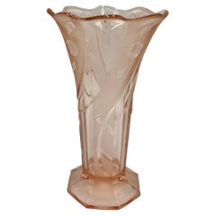 Pink Art Deco Vase, Designed by M. Titkow, Niemen Glassworks, Poland, 1930s