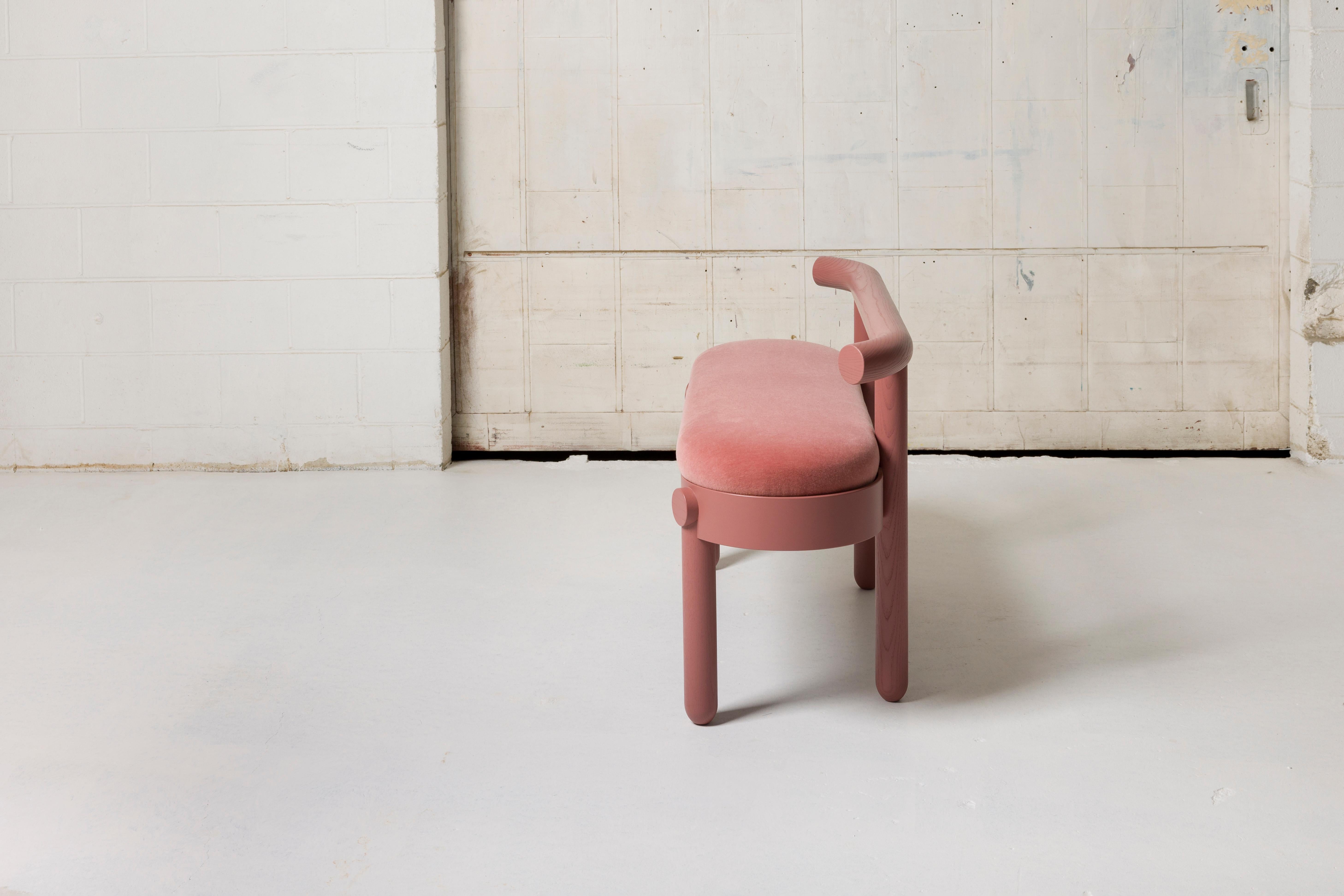 XXIe siècle et contemporain Banc à dossier en bois dur en frêne rose par BNF Studio en vente