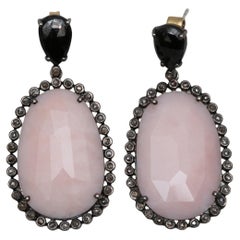Rosa Bavna Edelstein, Pave Diamant, & Saphir Ohrringe durchbohrt