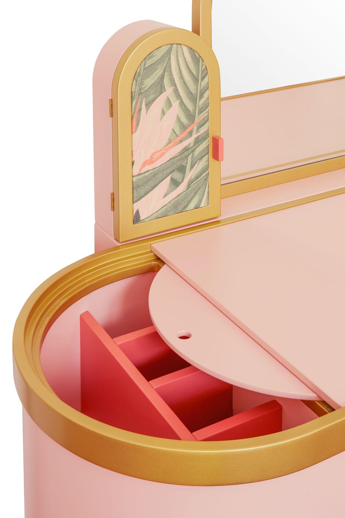Romantic Pink Bedroom Vanity with Velvet Pouff design by Ilaria Ferraro For Sale