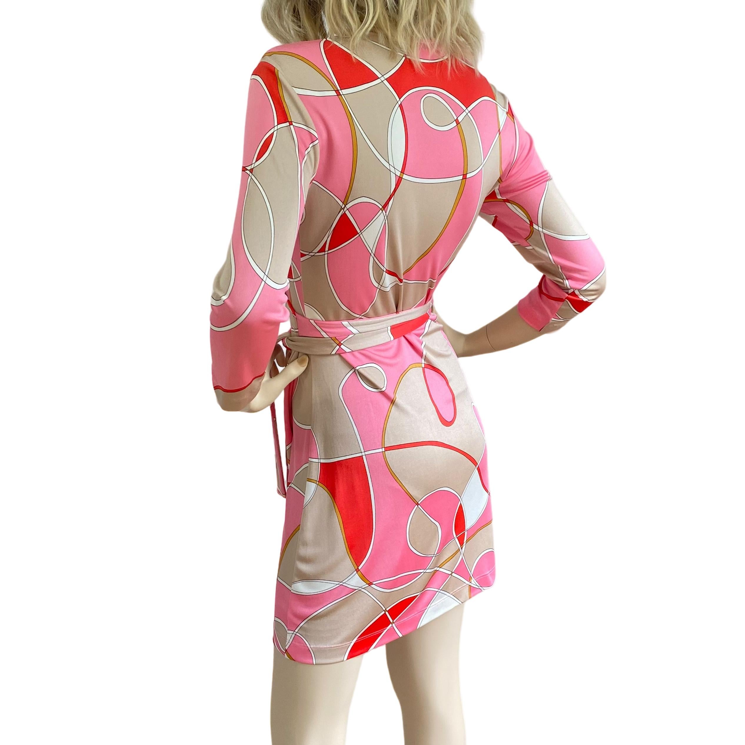 Pink Beige Print Silk Jersey Wrap Dress NWT sizes 4, 8, 12 - Flora Kung  In New Condition For Sale In Boston, MA