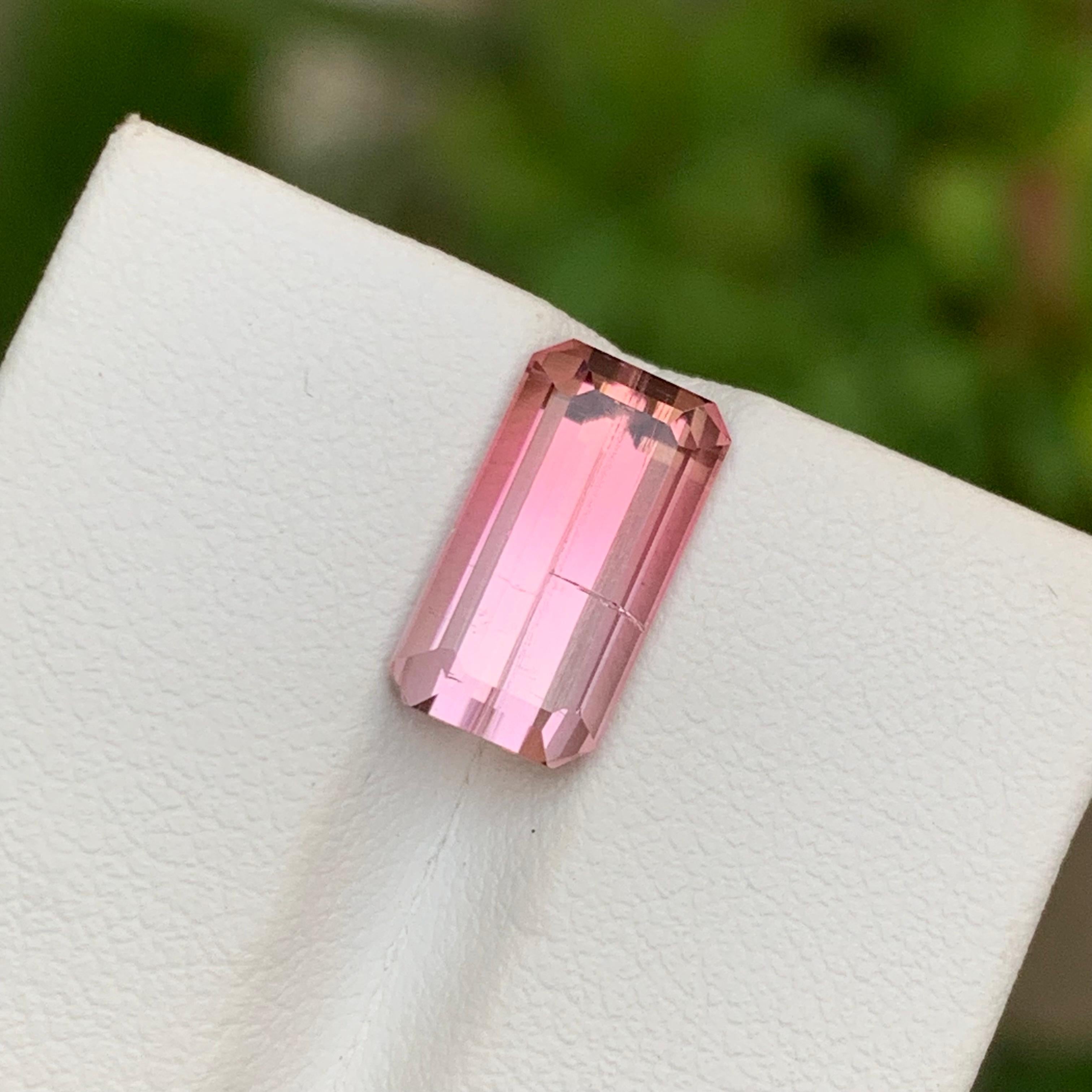 Pink Bicolor Natural Tourmaline Gemstone 4.30 Carat Emerald Cut  Ring, Jewelry For Sale 8