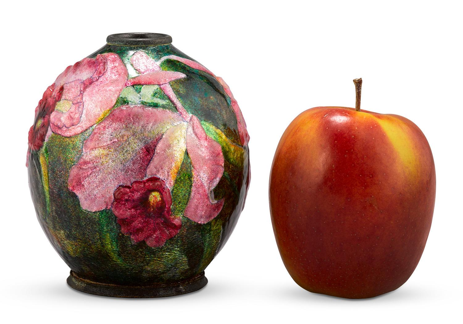 Art déco Vase Pink Bloom de Camille Fauré