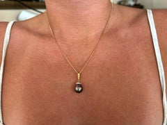 Pink Blue Peacock Tahitian Pearl Diamond Pendant on Box Chain 18k Yellow Gold