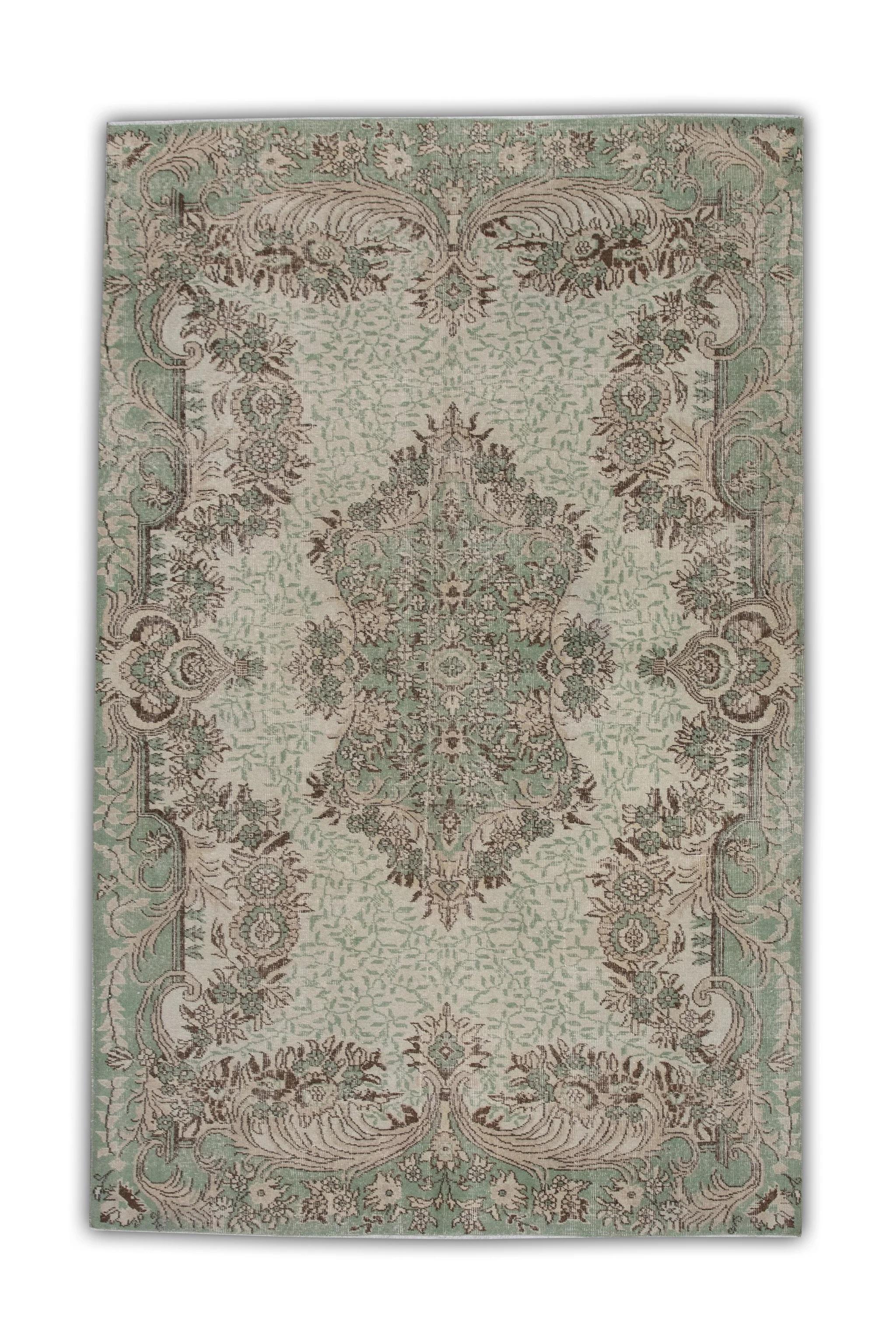 Türkischer Vintage-Teppich in Rosa & Blau 6'7
