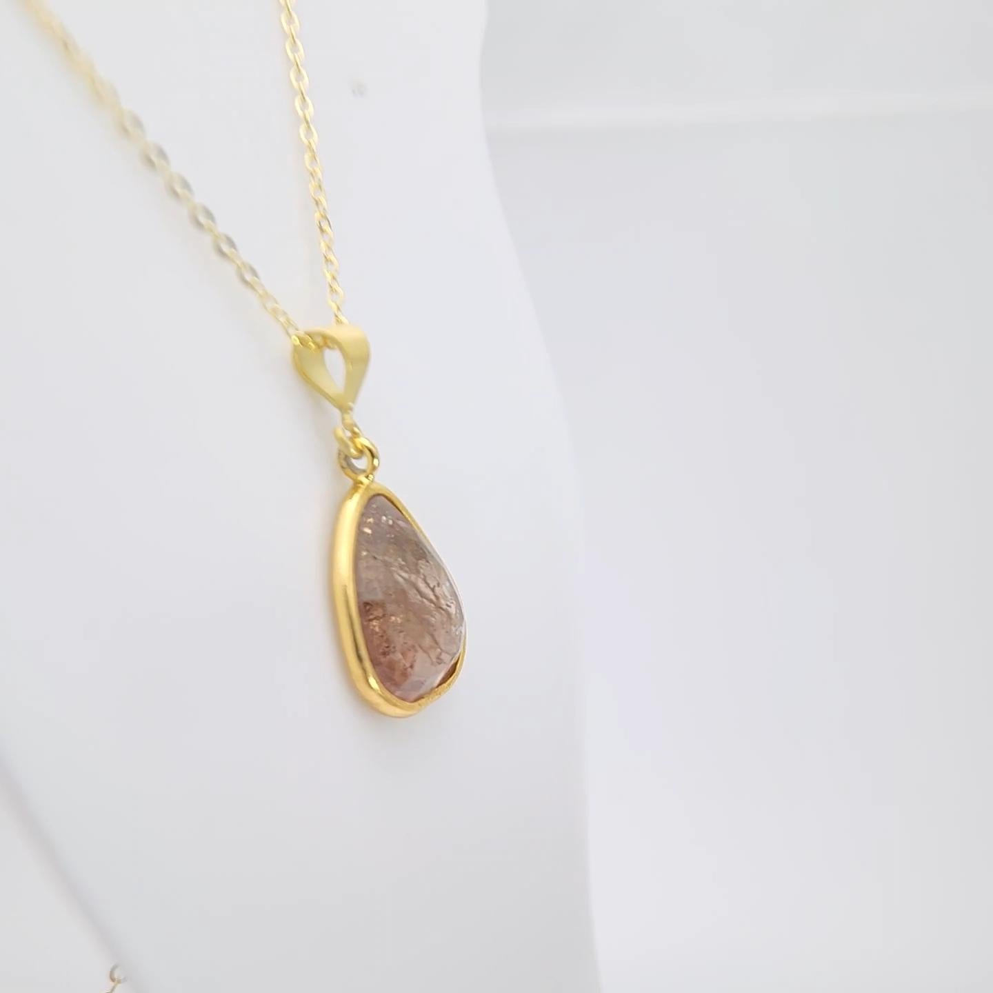 da uomo o donna Ciondolo con gemma a fette di tormalina marrone rosa in argento placcato oro giallo in vendita