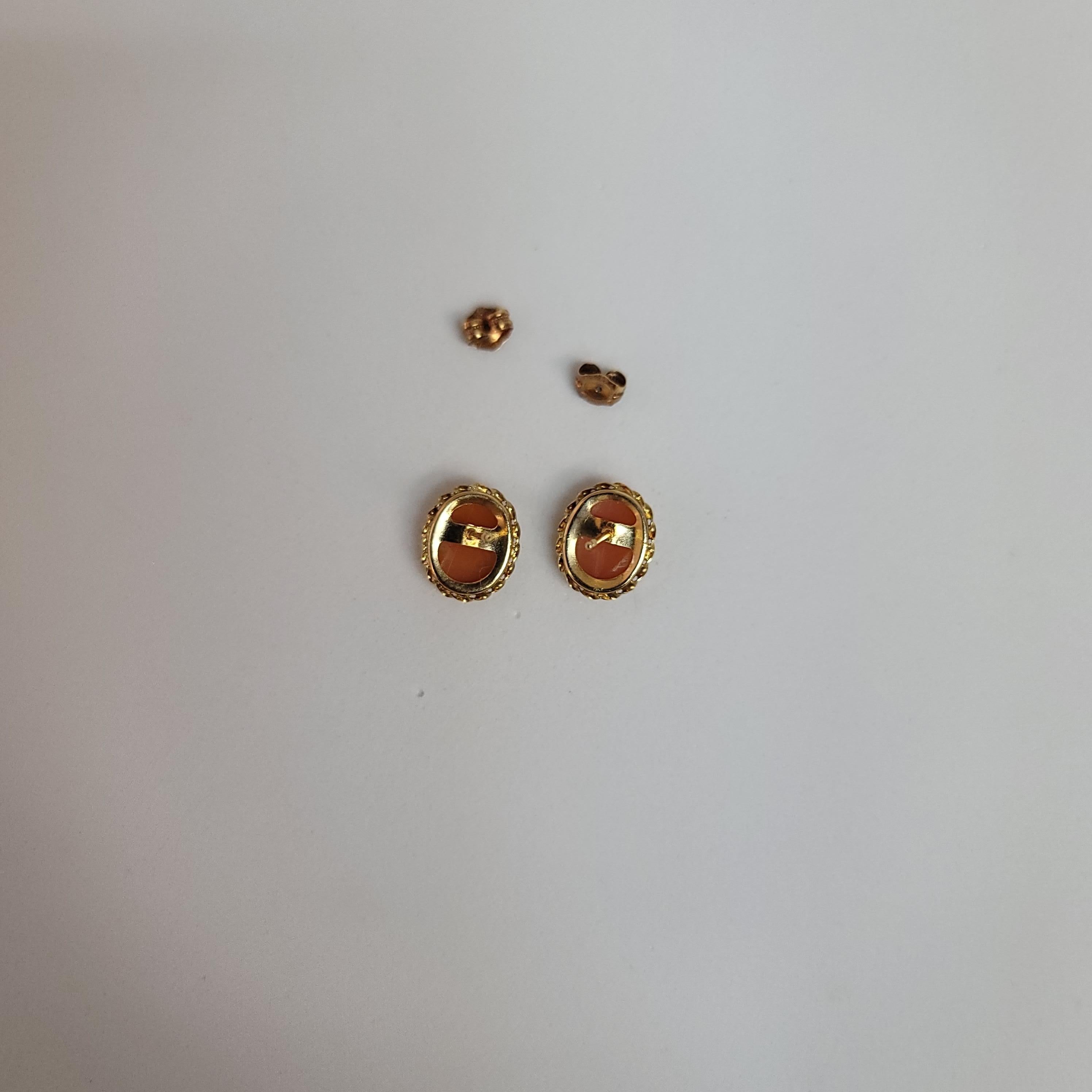Pink Cameo Earrings in 14k Yellow Gold  In New Condition For Sale In Sugar Land, TX