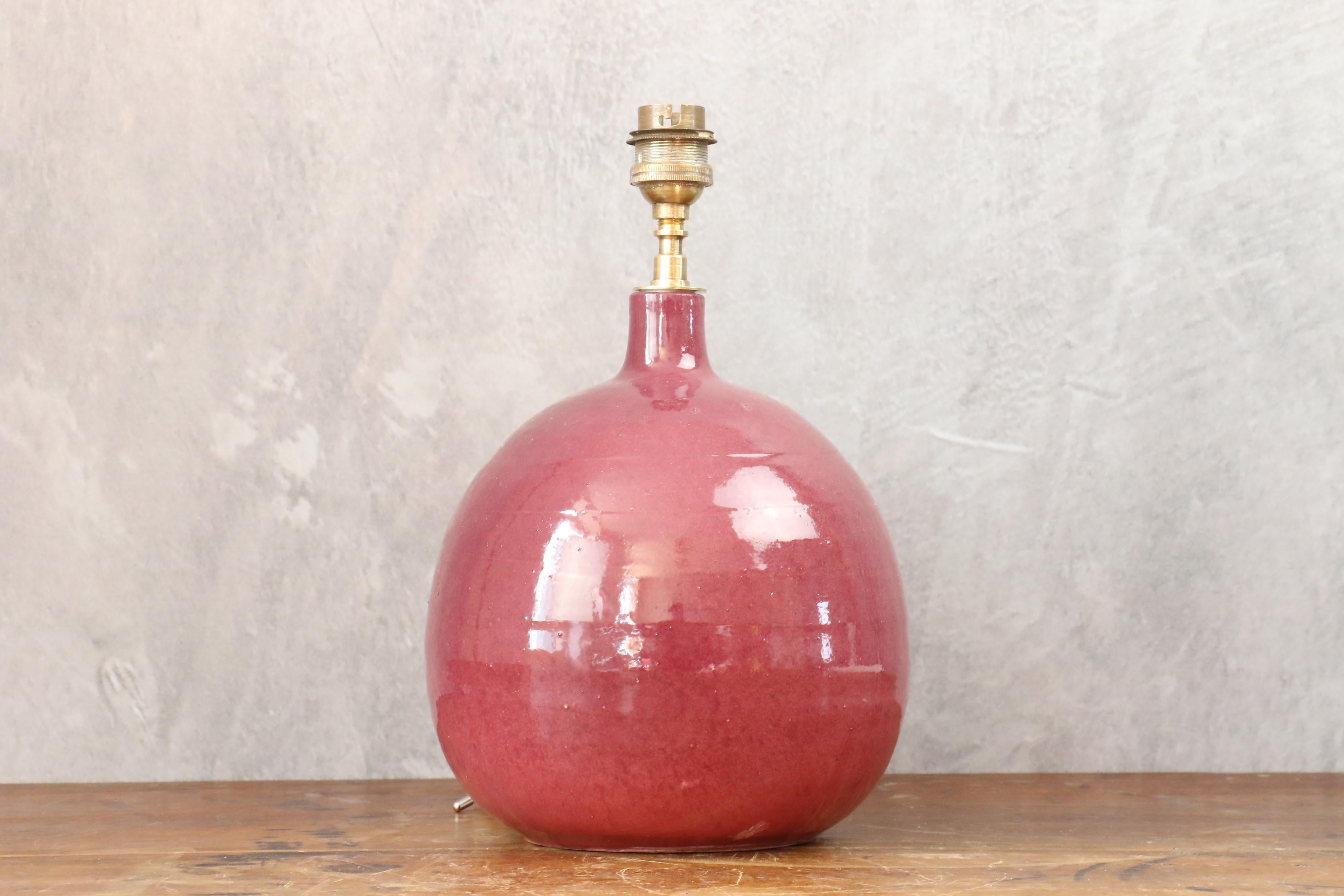 French Pink ceramic lamp by Roland Zobel, France, 1960, era Capron, Jouve, Ruelland For Sale