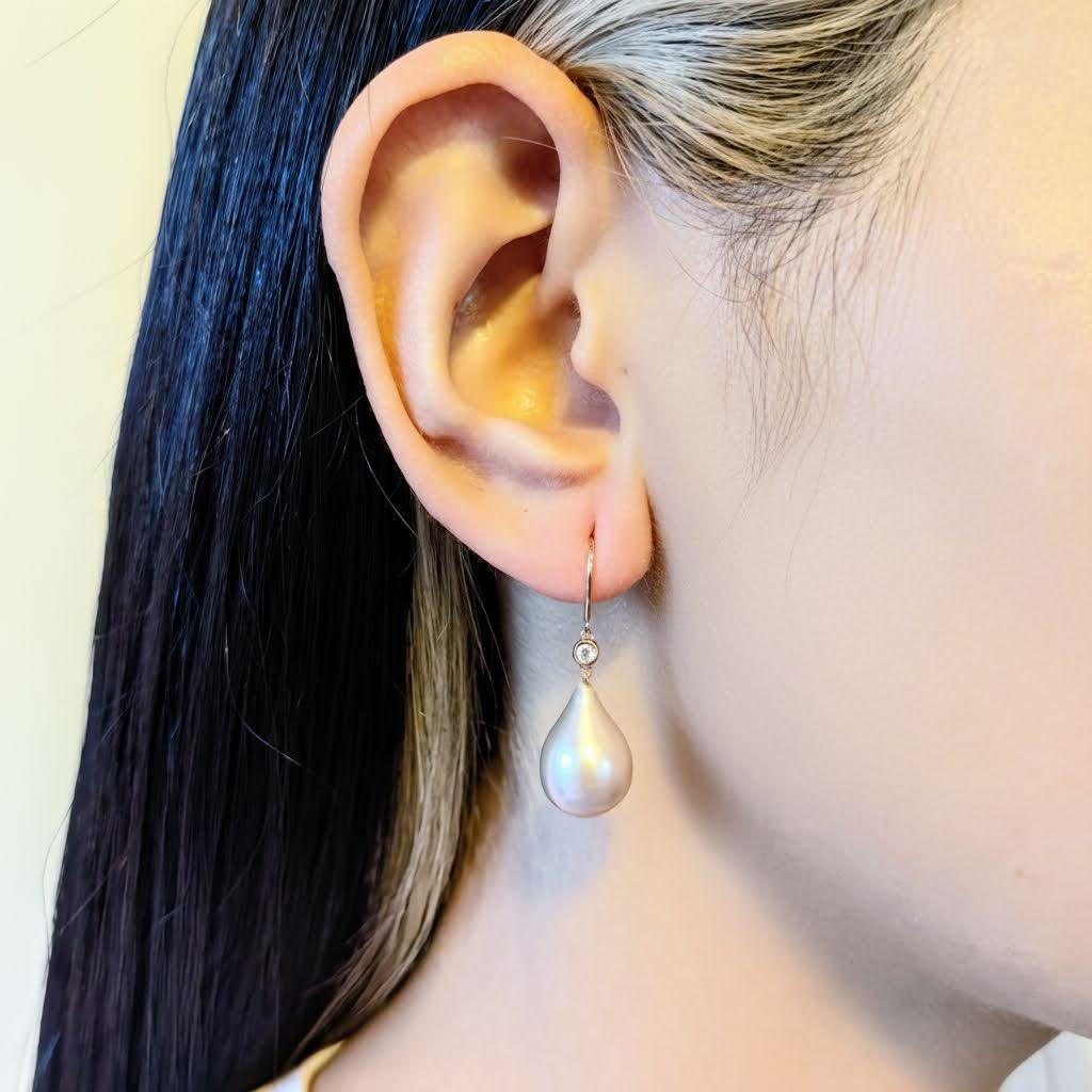 Donna Orecchini a goccia con diamanti e perle barocche Pink Diamond in oro rosa 18 carati in vendita