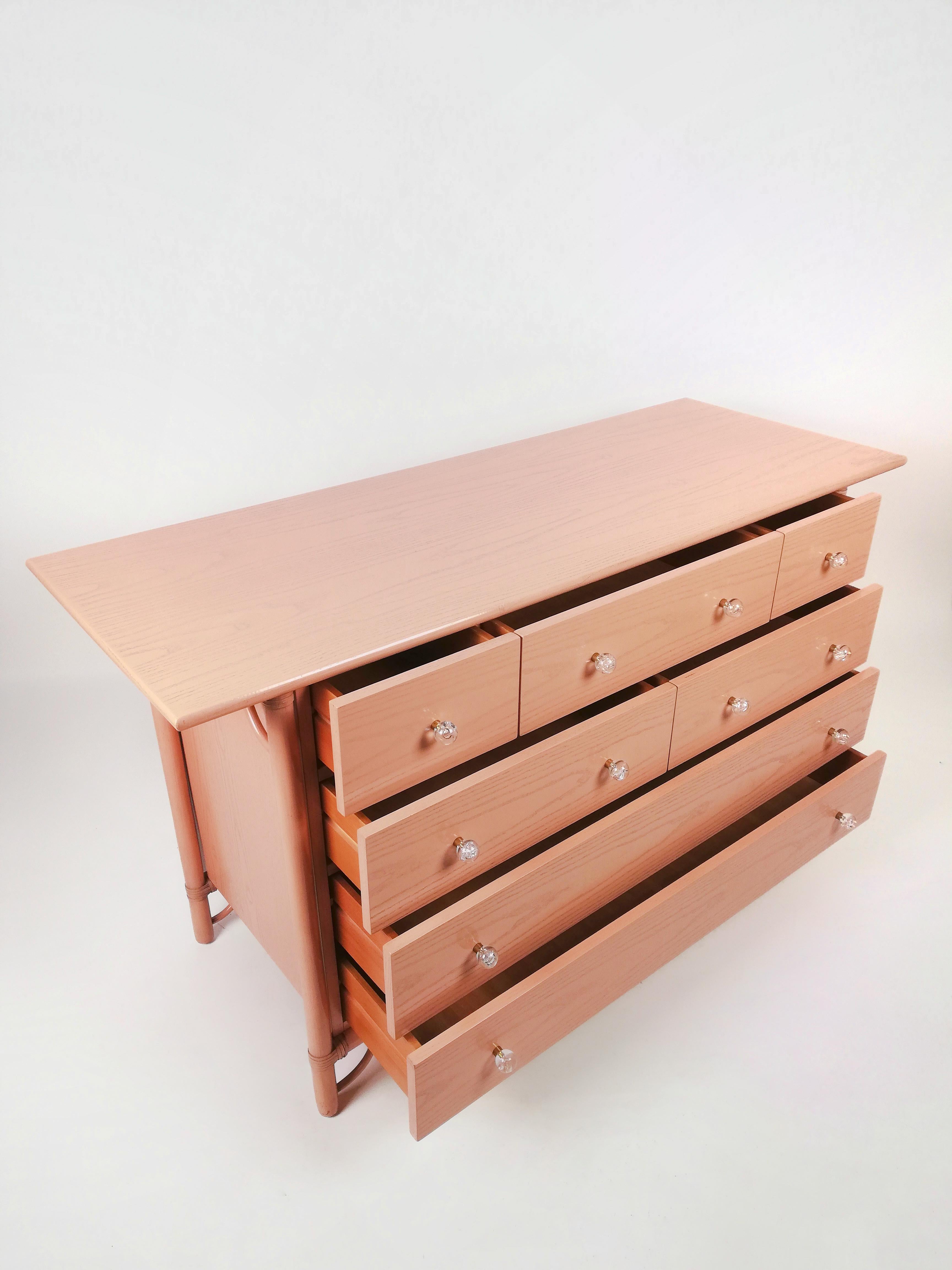 20th Century Pink Chest of Drawers in Bamboo, Oak Wood and Leather by Italo Gasparucci For Sale