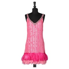Rosafarbenes Chiffonkleid, voll mit Federn bestickt  Blugirl Blumarine