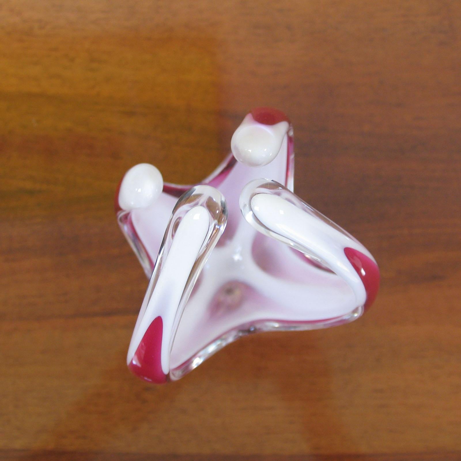 Jarrón Escultura Arte Cristal Coquille Rosa Vidrio Escandinavo Flygsfors mediados del siglo XX en venta