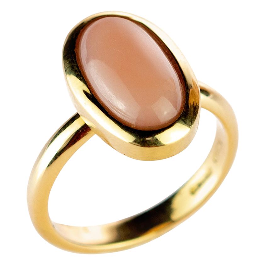 Pink Coral Central Oval Cabochon 18 Karat Yellow Gold Craft Cocktail Ring For Sale