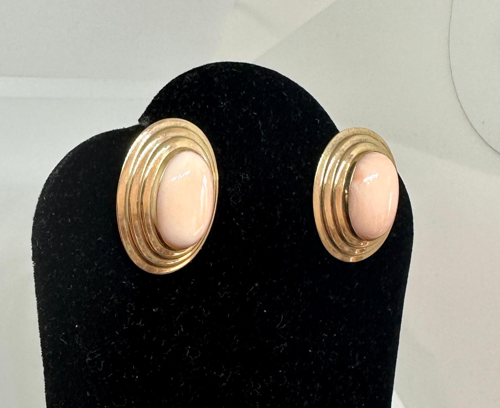 Boucles d'oreilles Corail Rose Or Jaune 14 Karat Antique Retro Large 1.1 Inches Pour femmes en vente