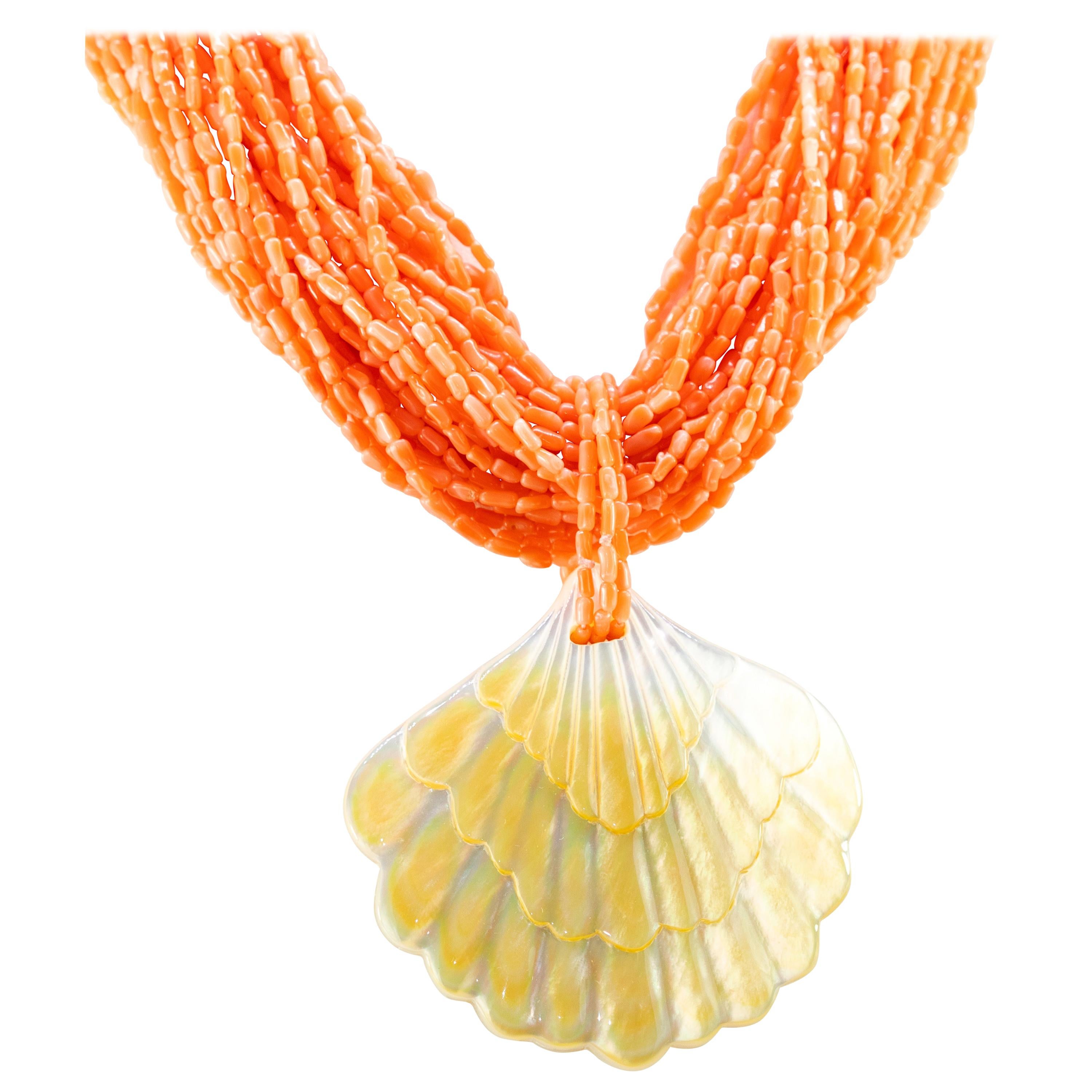 Collier chic en forme de coquillage en corail rose avec pendentif en nacre et perles d'argent 925