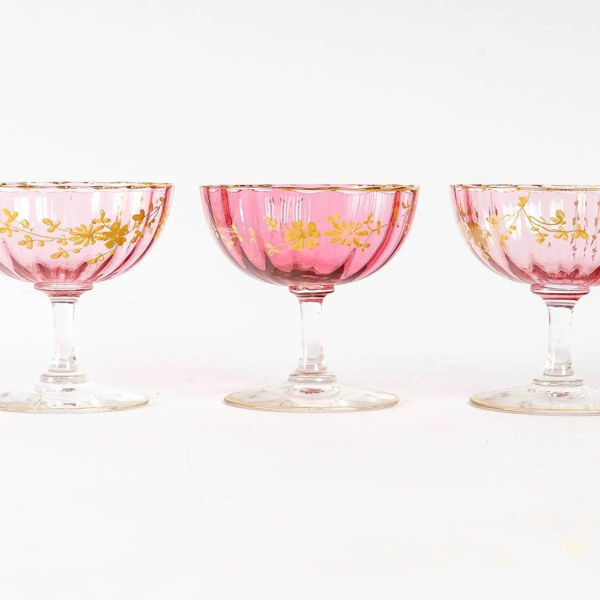 Pink Crystal Dinner Service, 19th Century For Sale 4