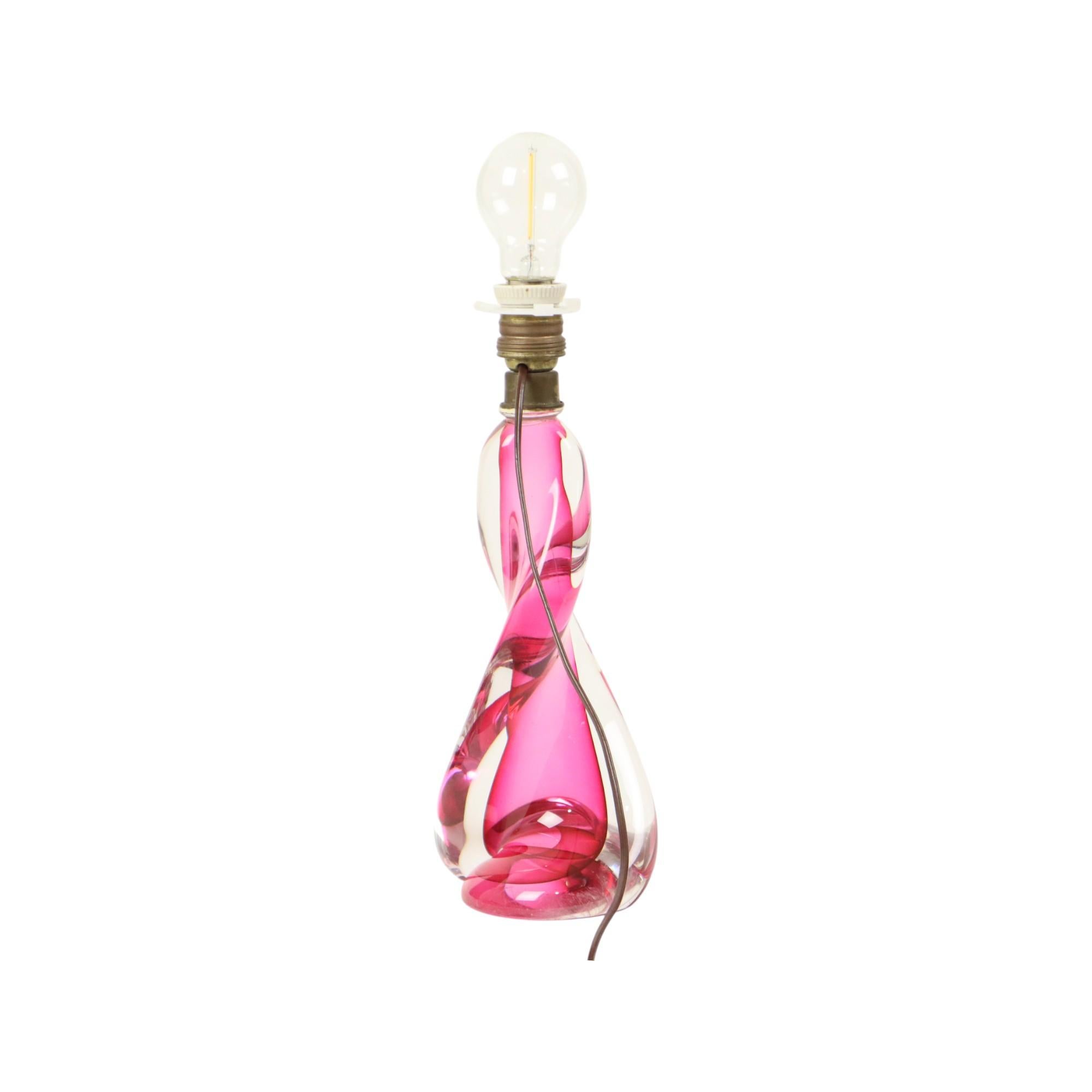 Lampe à poser en cristal rose Val Saint Lambert Swirl Sixties en vente 3